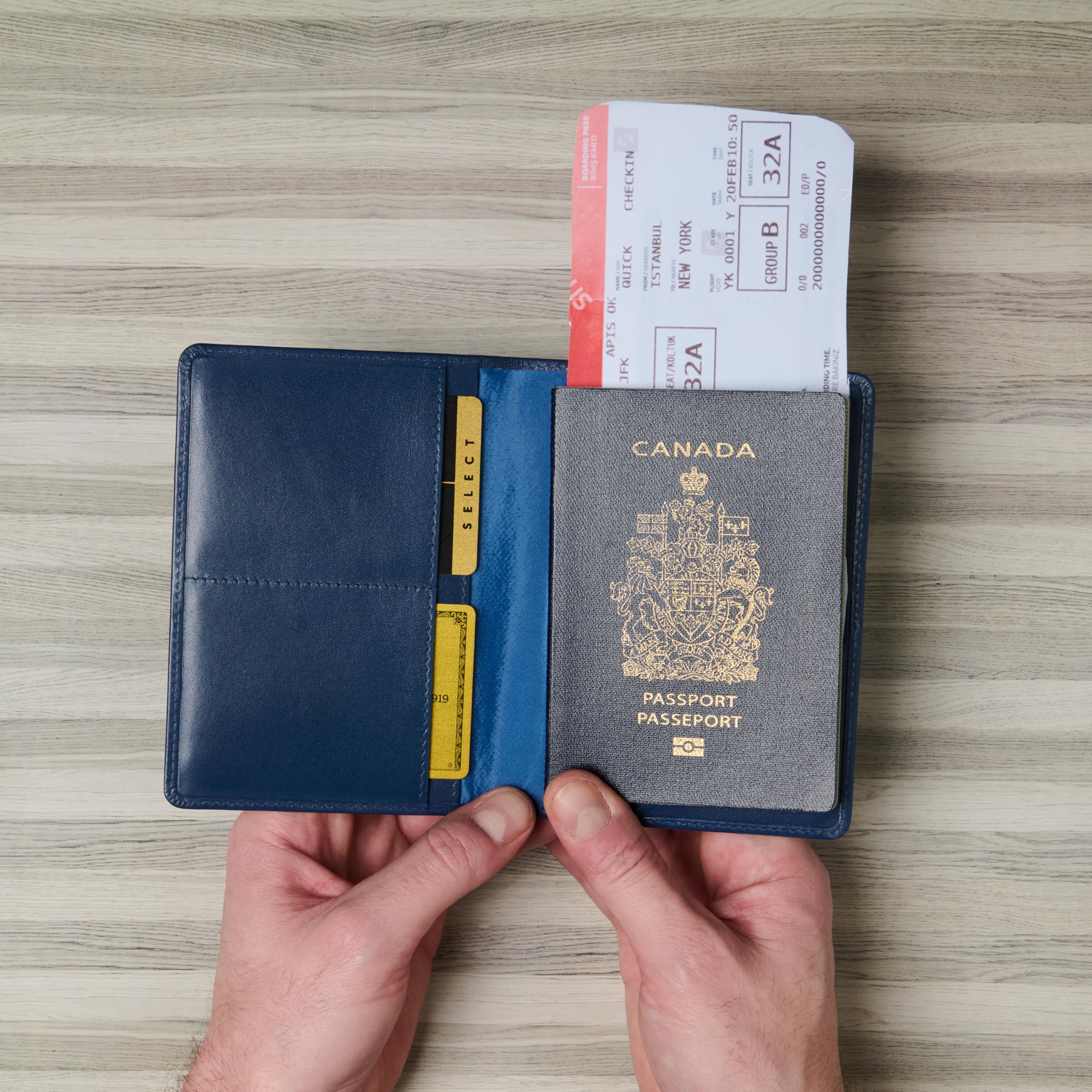 Theodore Porta passaporto in pelle, Blu, Pieghevole e compatto