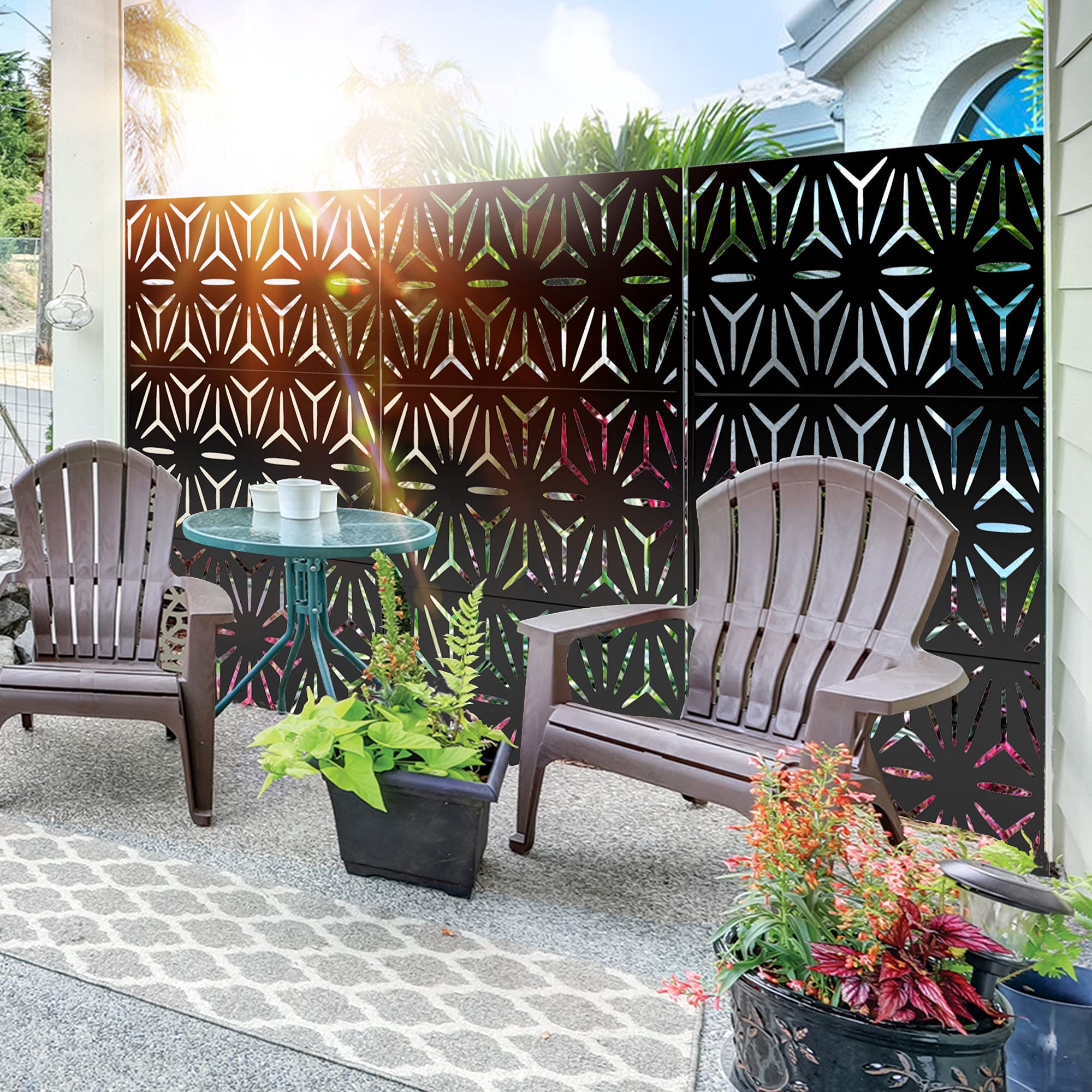 Sunburst Outdoor Privacy Screen