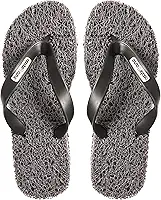 Chinelo Confort Masculino indicado para pessoas que sofrem com Fascite Plantar, esporão de calcâneo, Hiperidrose PLantar e Neuroma de Morton, além disso, dá a sensação de estar pisando em um tapete macio.
