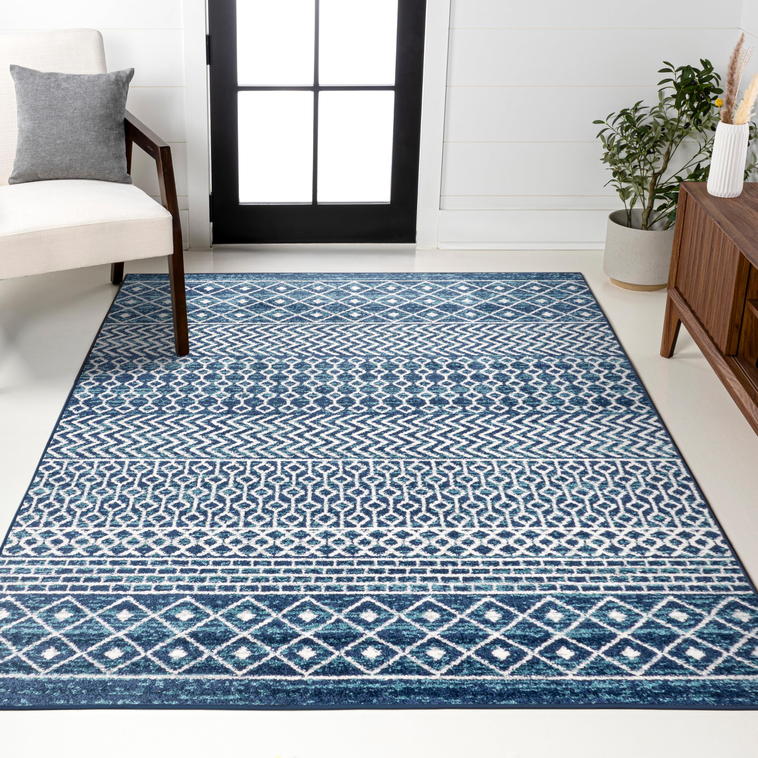 JONATHAN Y Arta Vintage Geometric Navy/Cream Indoor Area Rug, 5x8, Moroccan, Farmhouse, Easy-Cleaning for Living Room, Bedroom, Kitchen, Pet Friendly,