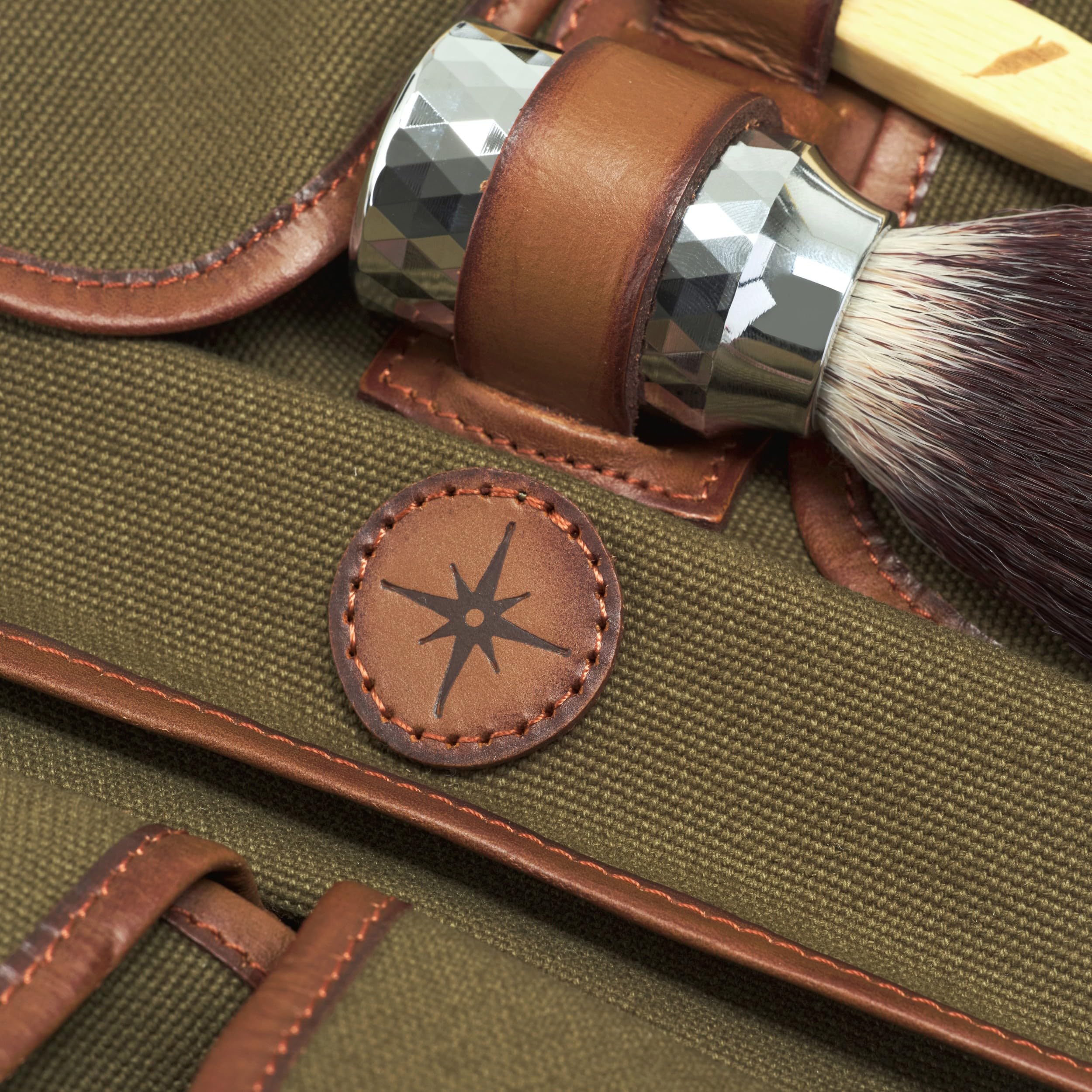 DRAKENSBERG Wash Bag - Bolsa de Aseo, Neceser para Colgar en el Look Safari Vintage para Mujer y Hombre, Hecho a Mano en Lona y Cuero