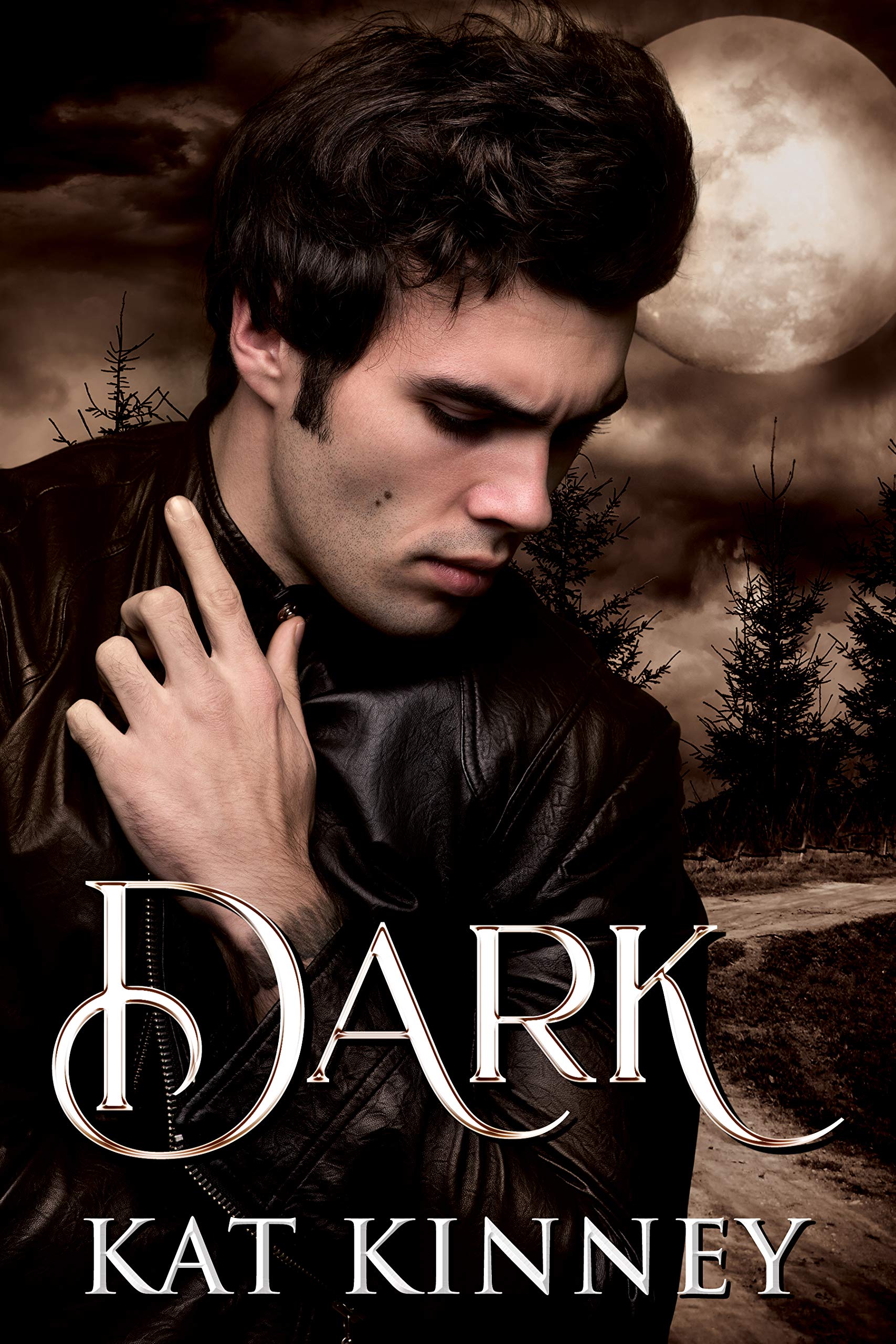Dark (Blood Moon, Texas Shifters Book 1)
