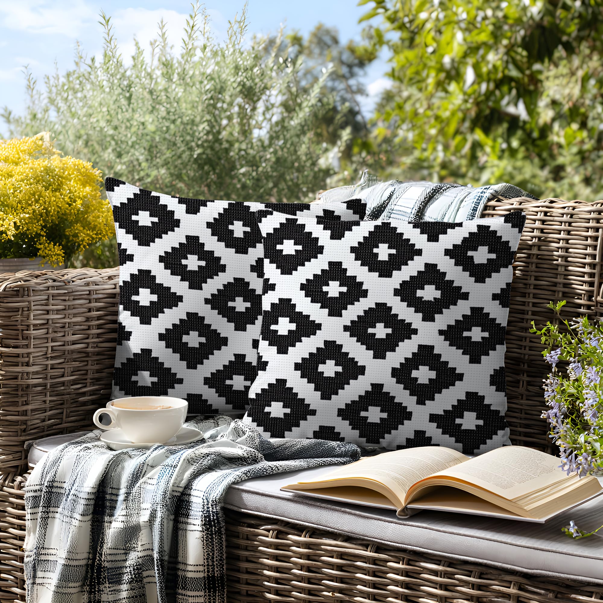 Gnoxaris Outdoor Kissenbezug Wasserfest Outdoor Kissen Wetterfest Dekorative Gartenkissen 40x40 cm Schwarz-Weiß Geometrie Wasserdicht Kissenbezüge 2er Set für Garten Sofa Wohnzimmer Bett
