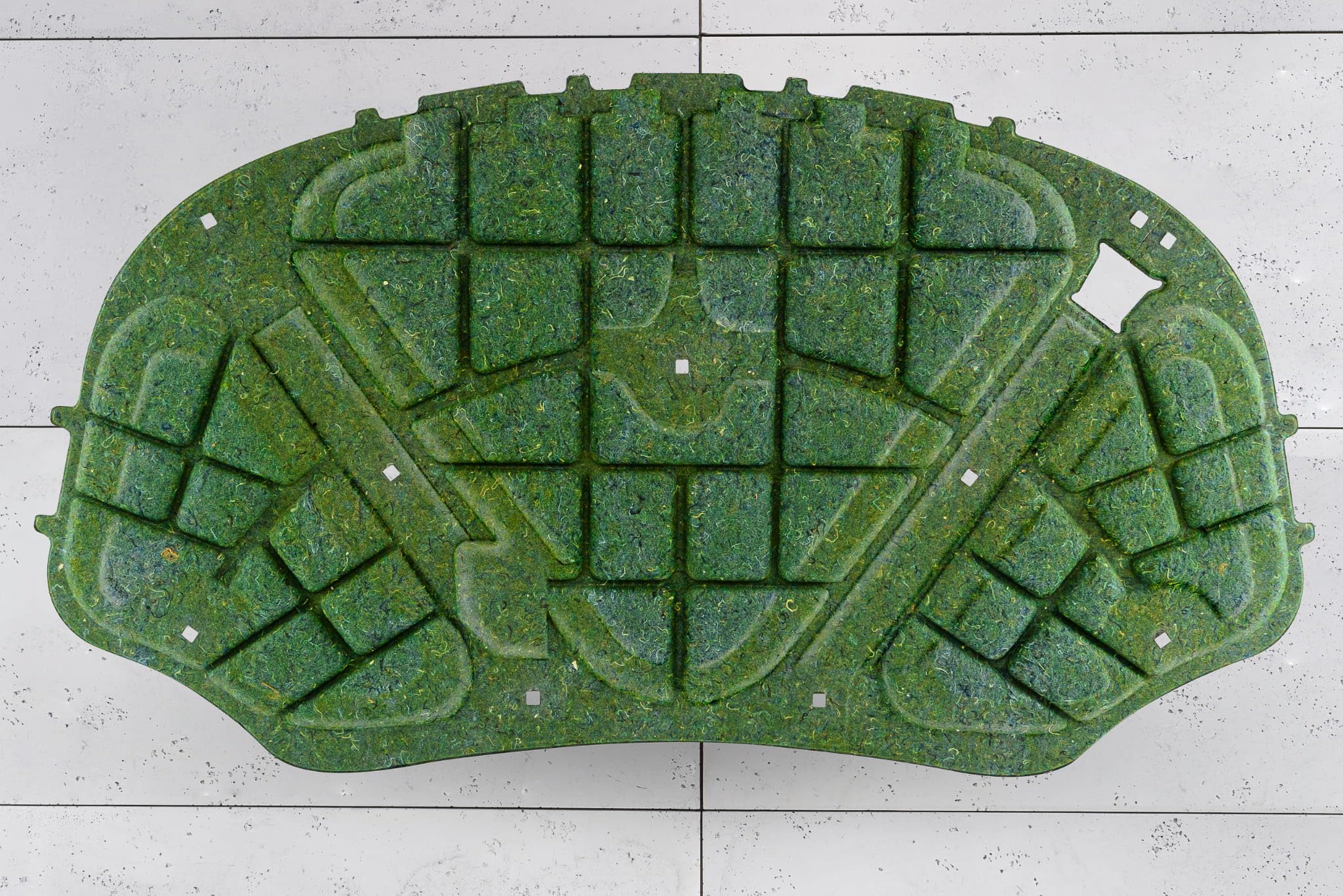 WYGŁUSZENIE MASKI ZE SPINKAMI VOLKSWAGEN PASSAT B6 3C SEDAN 2005-2010 3C0863831B