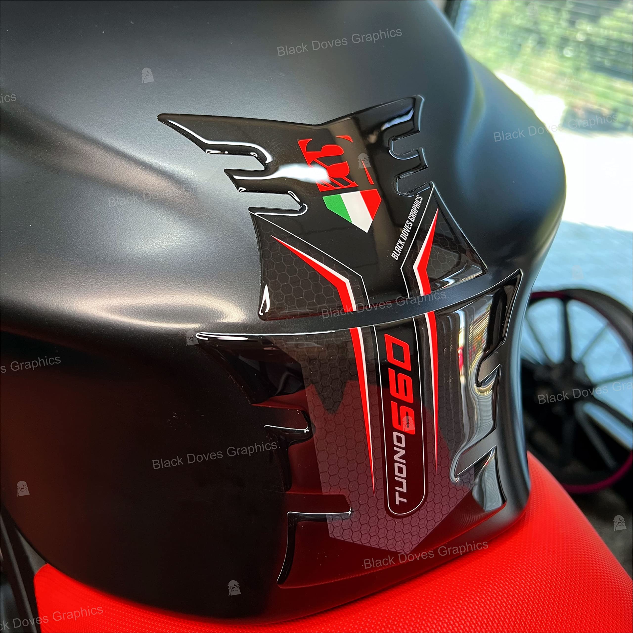 BLACK DOVES GRAPHICS 3D Resin Stickers Protection Compatible with Aprilia Tuono 660 2022 (Tank Pad)