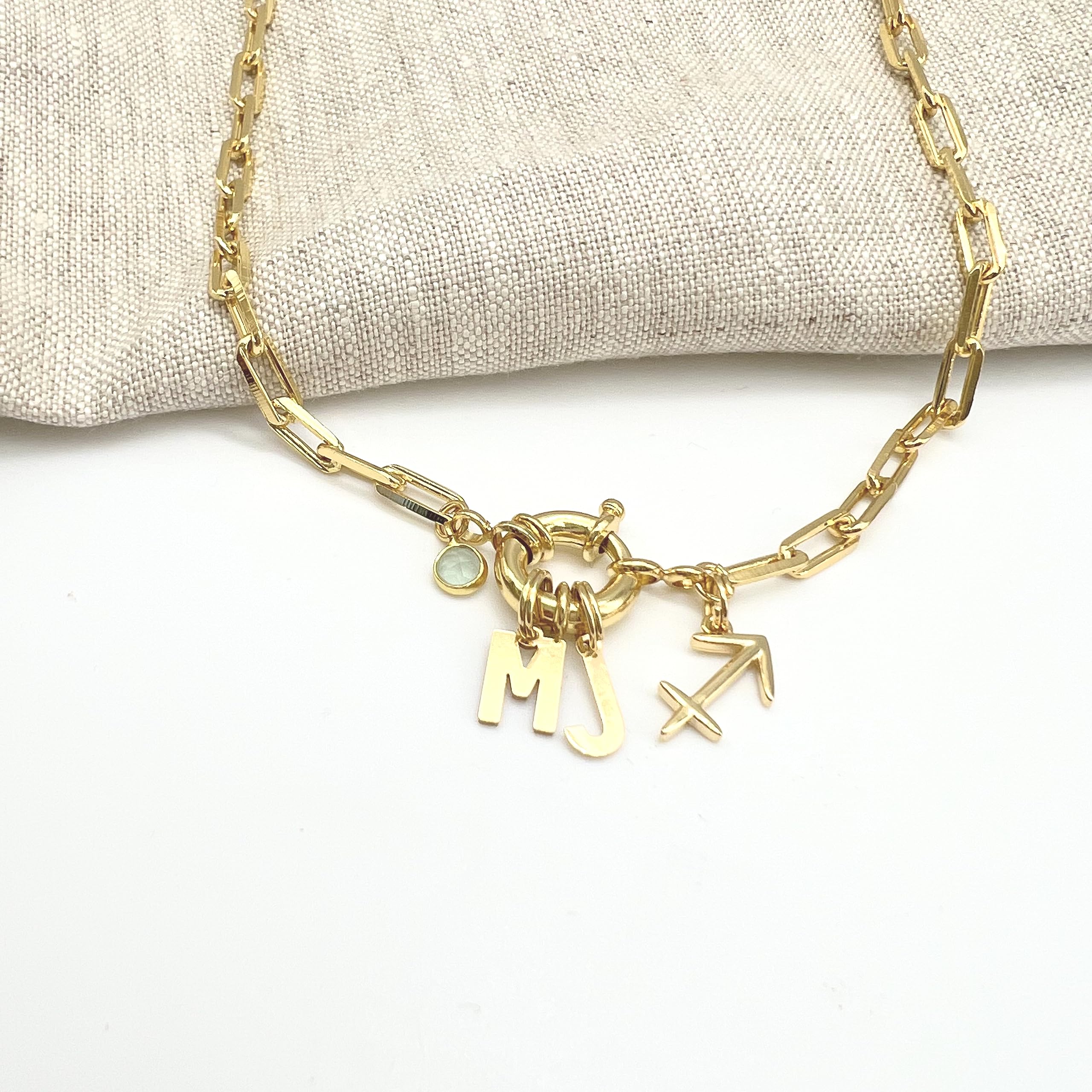 Collar Marinera Initials Zodiac, charm, letra(s) inicial(es), zodiaco en cadena de eslabones diamantados, cierre resort/reasa/marinera, piedra natural, personalizado, hand made