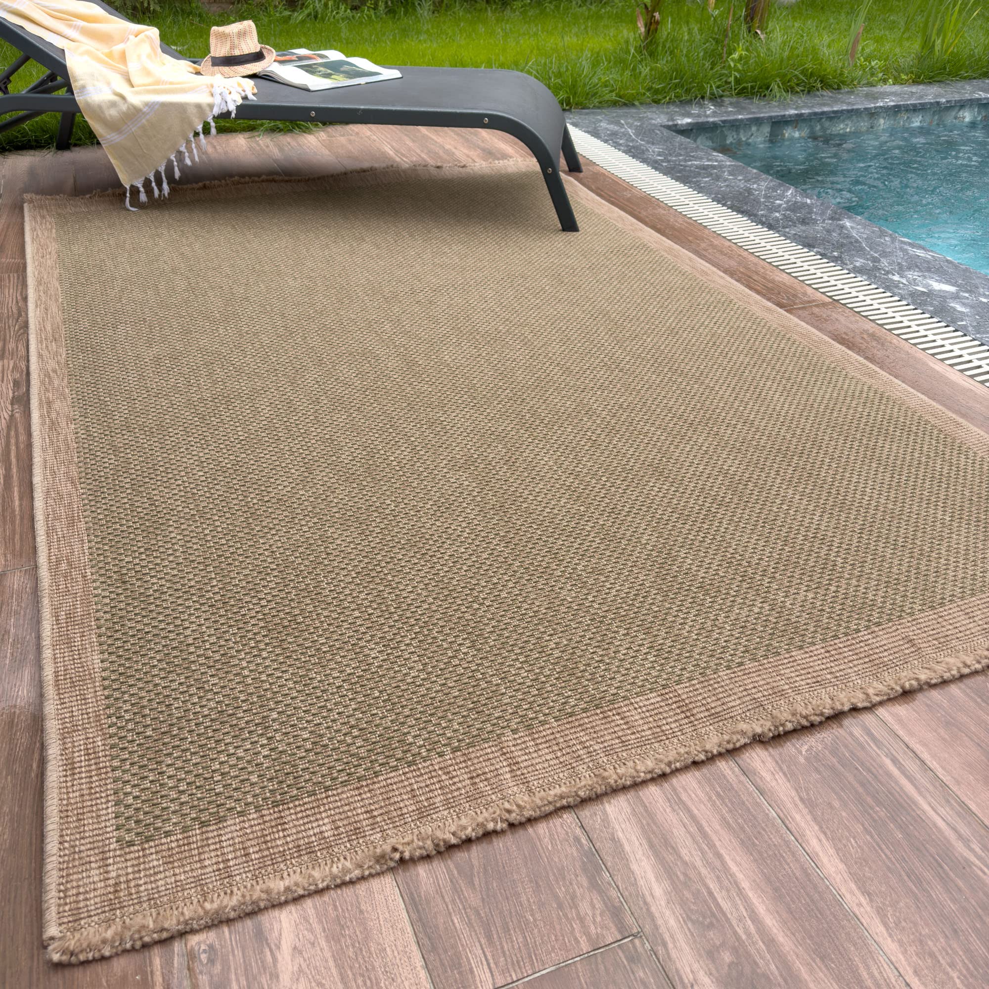 THE RUGS Nature Collection Outdoor Rug, Indoor/Outdoor Tona Border Area Rug for Patio Deck, Garden, Kitchen
