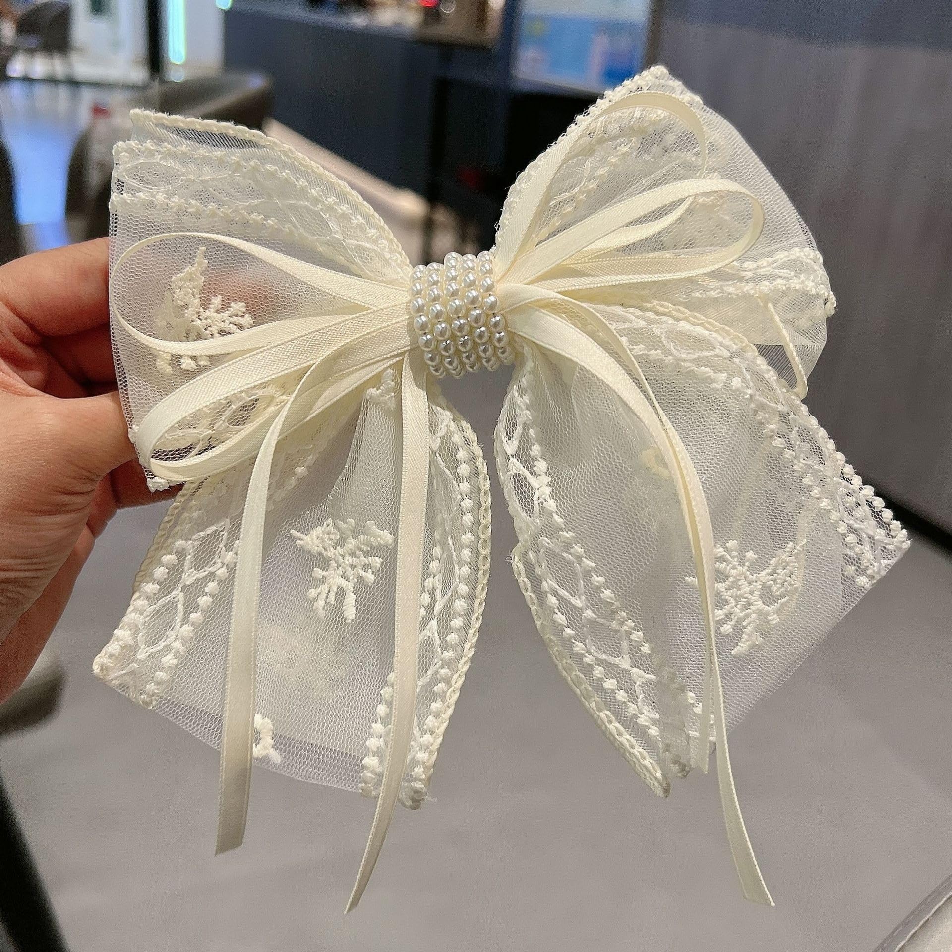 Pearl Bow Hair Clip