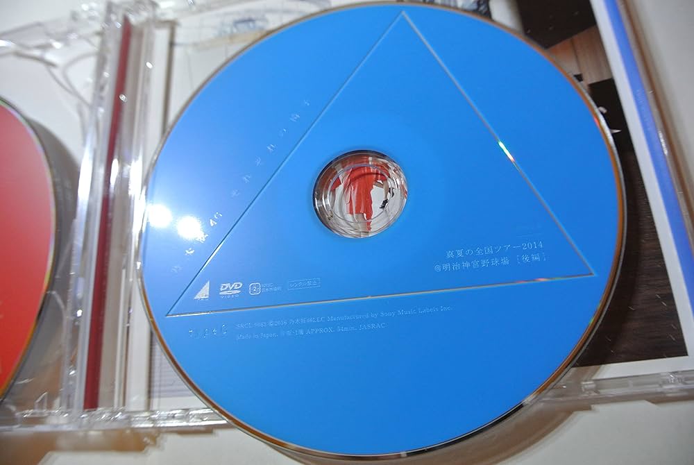 Amazon.co.jp: それぞれの椅子(TYPE-C) - 乃木坂46 (DVD付