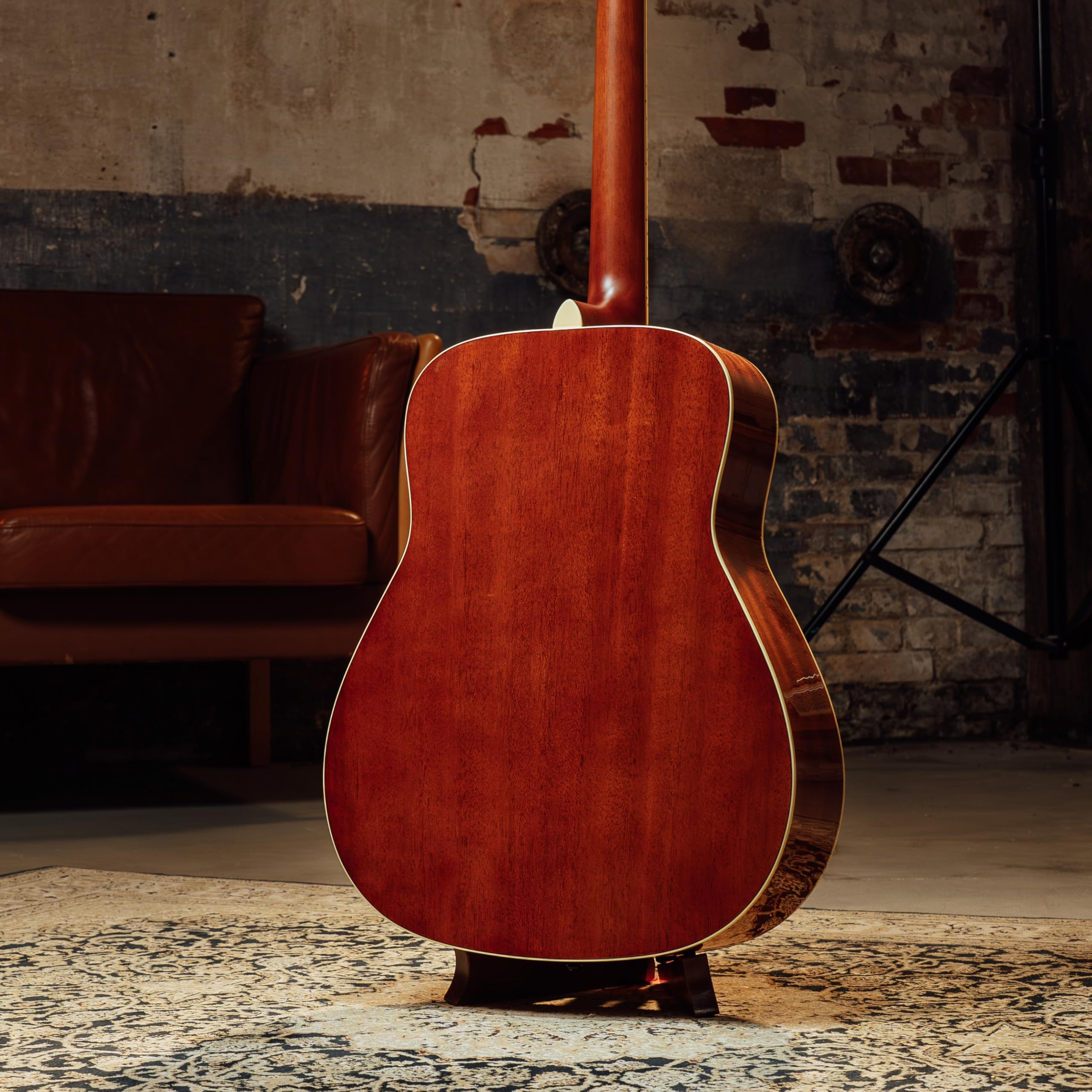 YAMAHA FG820 Akustikgitarre Dreadnought Massive Fichtendecke Mahagoni Boden Zargen Palisandergriffbrett Stahlsaiten Brown Sunburst