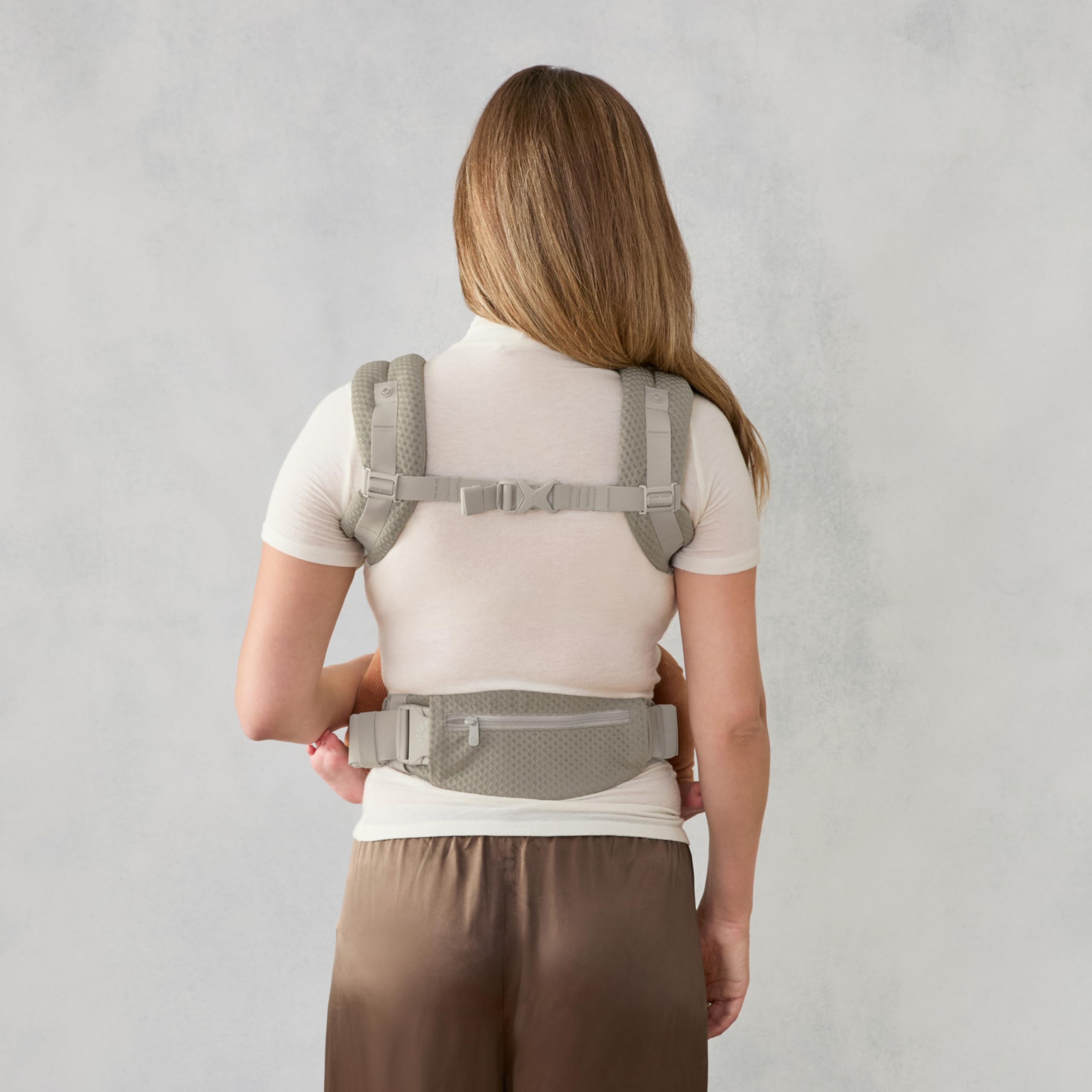 Ergobaby Omni Deluxe - Marsupio ergonomico a 4 posizioni in rete per neonati fino a 20 kg, sistema da viaggio, colore: verde oliva