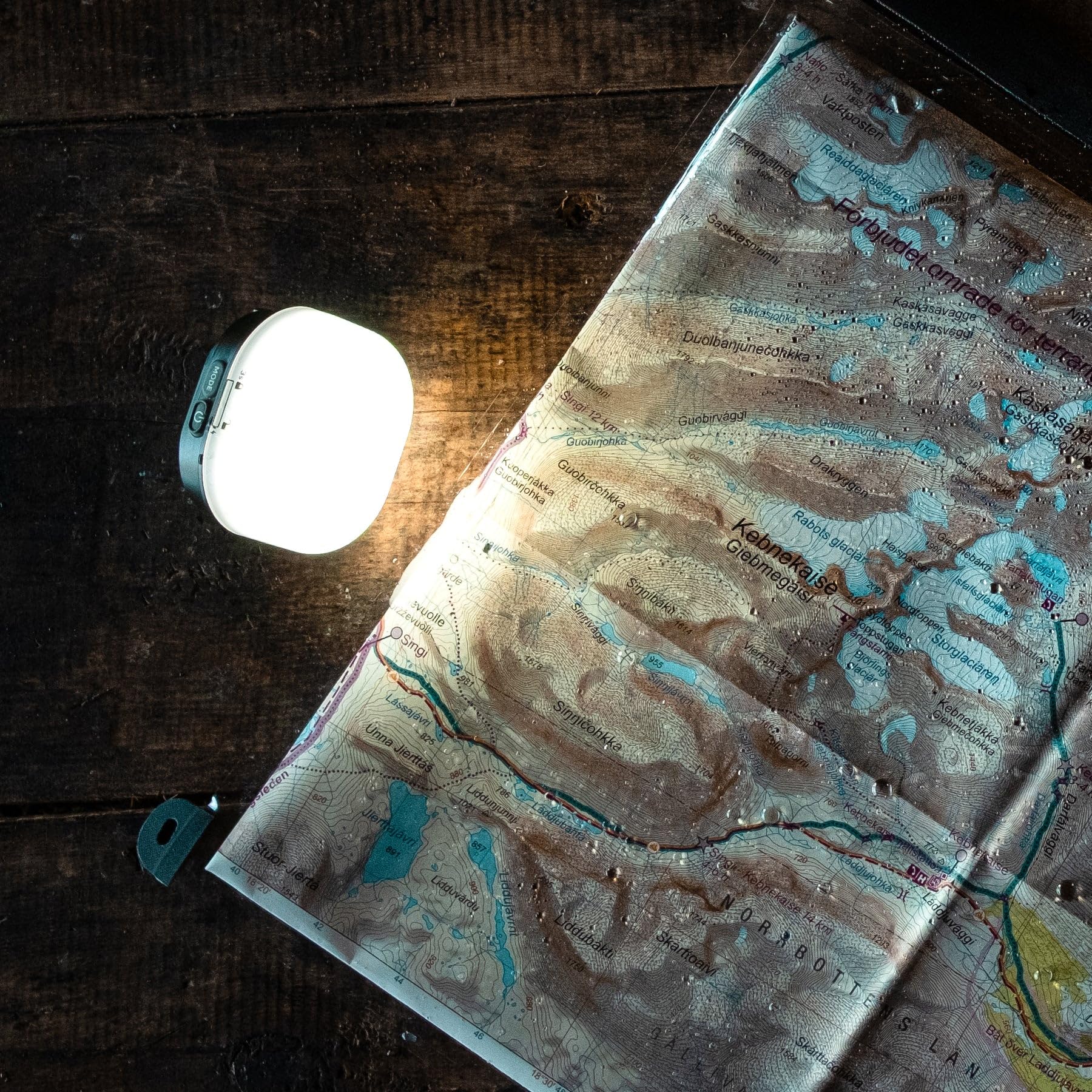 Silva Lanterna da campeggio ricaricabile USB-C – Luce per tenda ricaricabile – 350 lumen e 4 livelli di luminosità – Luce bianca e calda – Durata di combustione 156 ore – Luce da campeggio