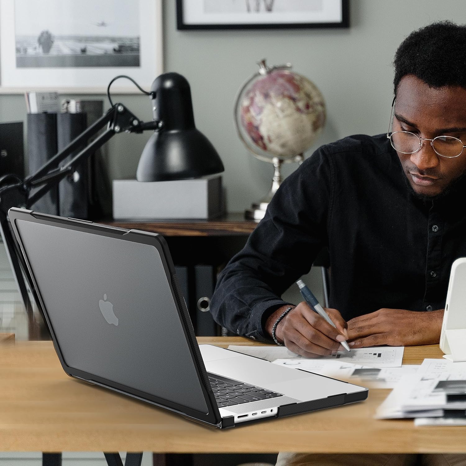 Batianda Ultimate Protection Case for New MacBook Pro 16 inch 2024 M4 2023 2021 Release Matte Translucent Rugged Armor Shell Shockproof TPU Bumper with Keyboard Cover Protector,Anti-Fingerprint Black - Image 8