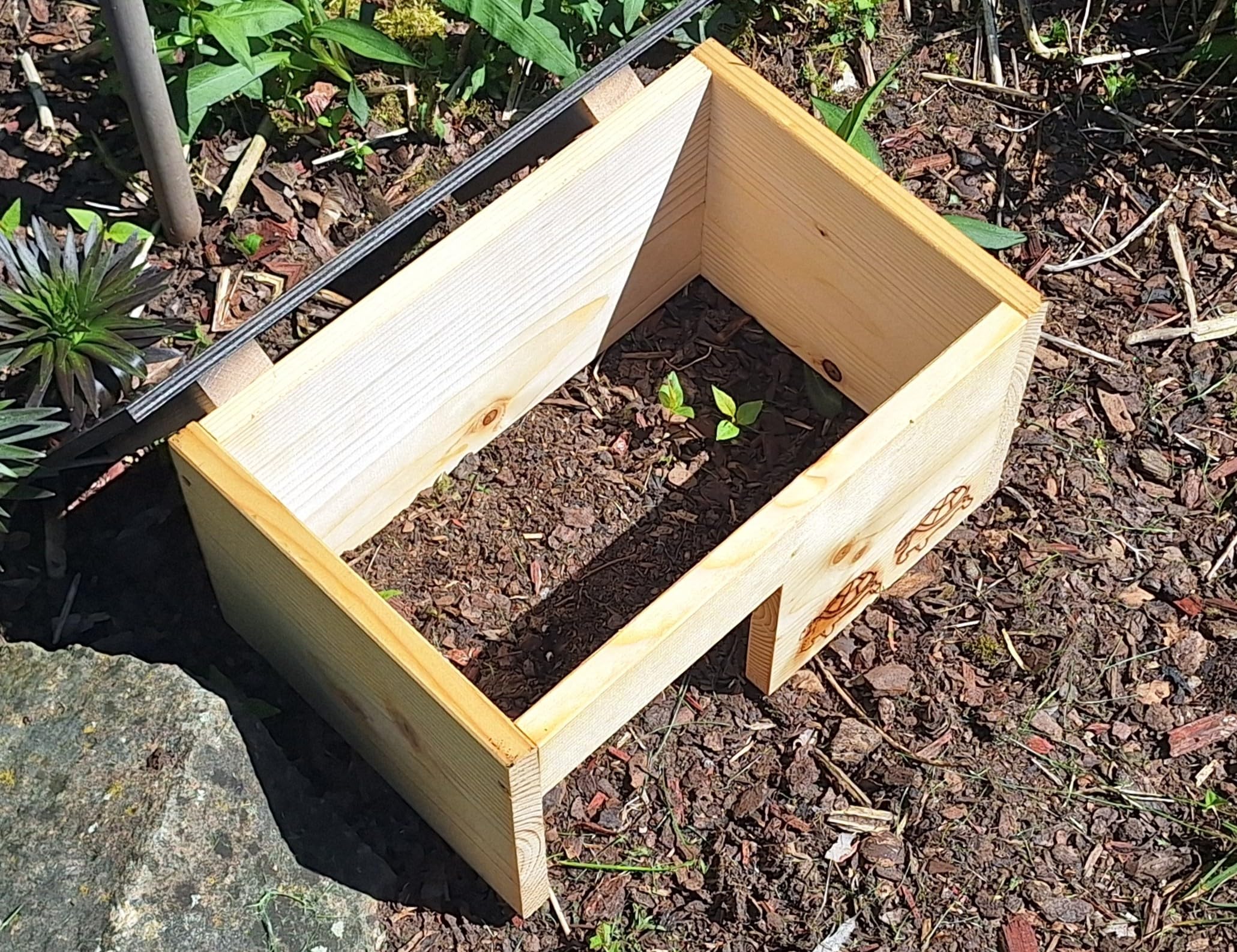 Caseta para tortugas de alta calidad (SH8) barnizada de madera maciza de 20 mm de grosor, resistente a la intemperie, para tortugas, resistente a la intemperie