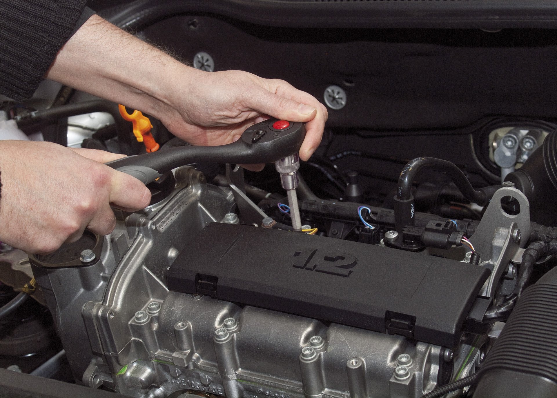 Vigor V1919 Screwdriver Socket Set for Inside Hexagon, 1/2