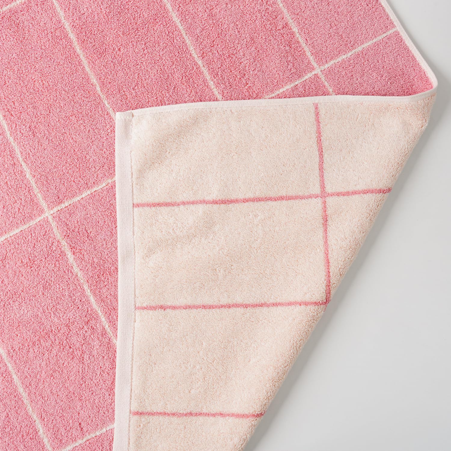 Pink Bath Towels - Set of 2 Made Cotton 27x55 Inches Highly Absorbent for Bathroom (Rectilinea) - Image 5