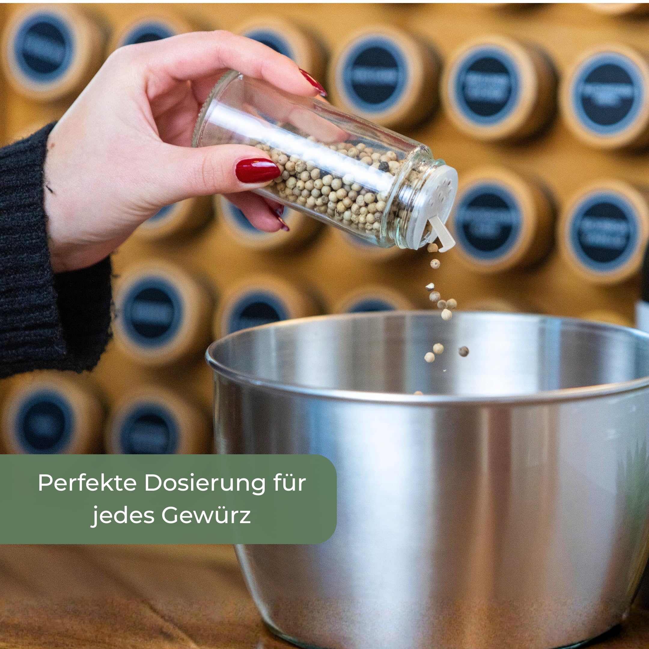 Adabor Gewürzregal aus Bambus Holz stehend oder für Schublade - Spice Rack Gewürz Organizer mit 30 Gläsern - Gewürzgläser mit Bambusdeckel+ Streueinsätze+ 144 Etiketten+ Stift für Gewürzaufbewahrung