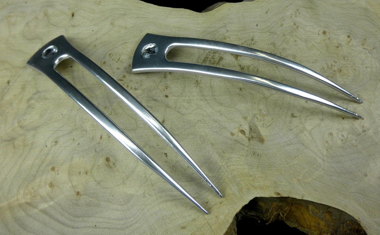 JWL (2) Anodized Aluminum Two Prong Curved 6" Hair Forks Unbreakable Waterproof Pick Pic Pin Fork - Hawaiian Style (Silver)
