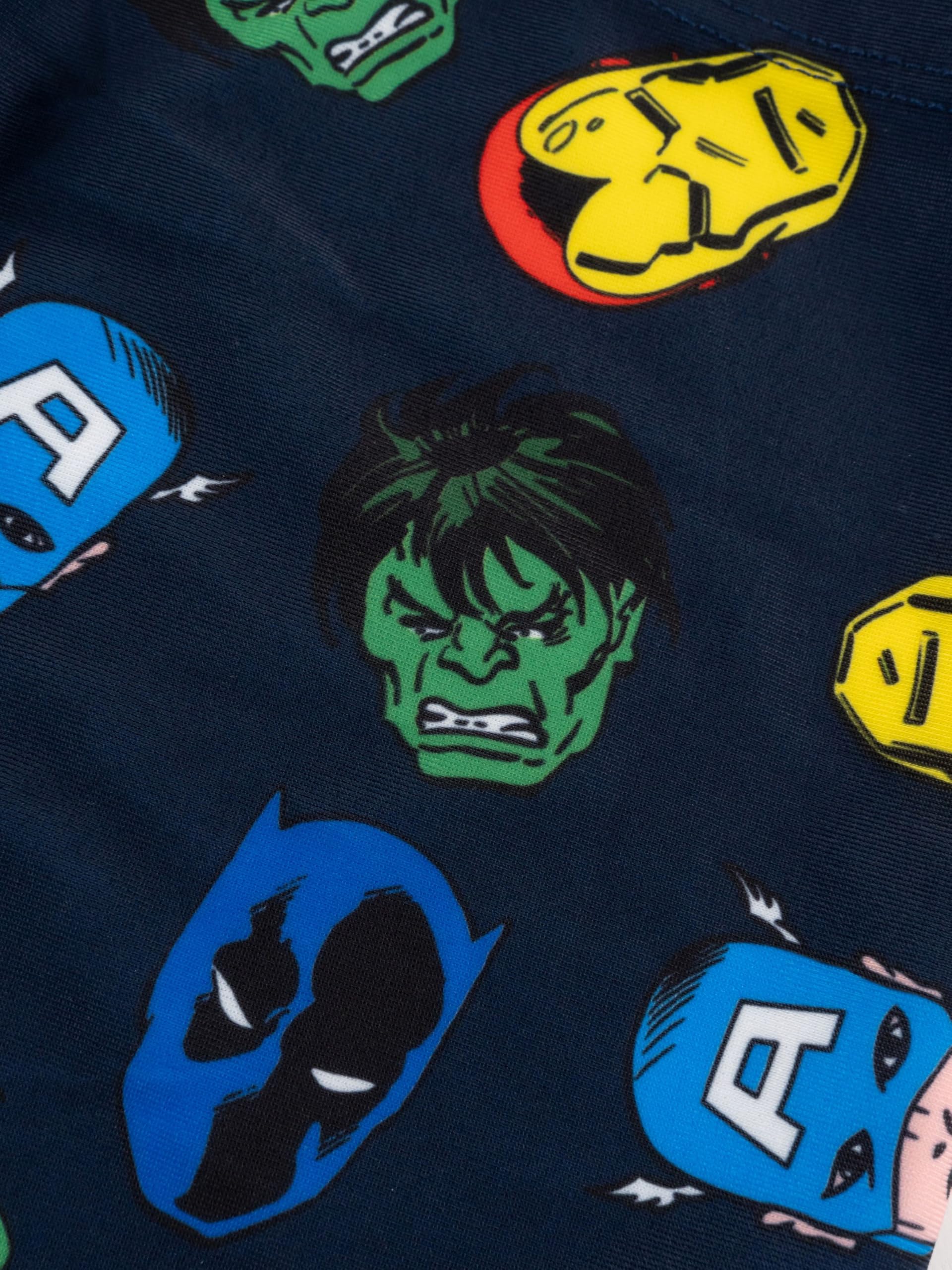 United Labels Marvel Avengers Maillot de bain 2 pièces pour garçon, protection UV 30, bleu et rouge, maillot de bain pour enfant avec t-shirt et maillot de bain