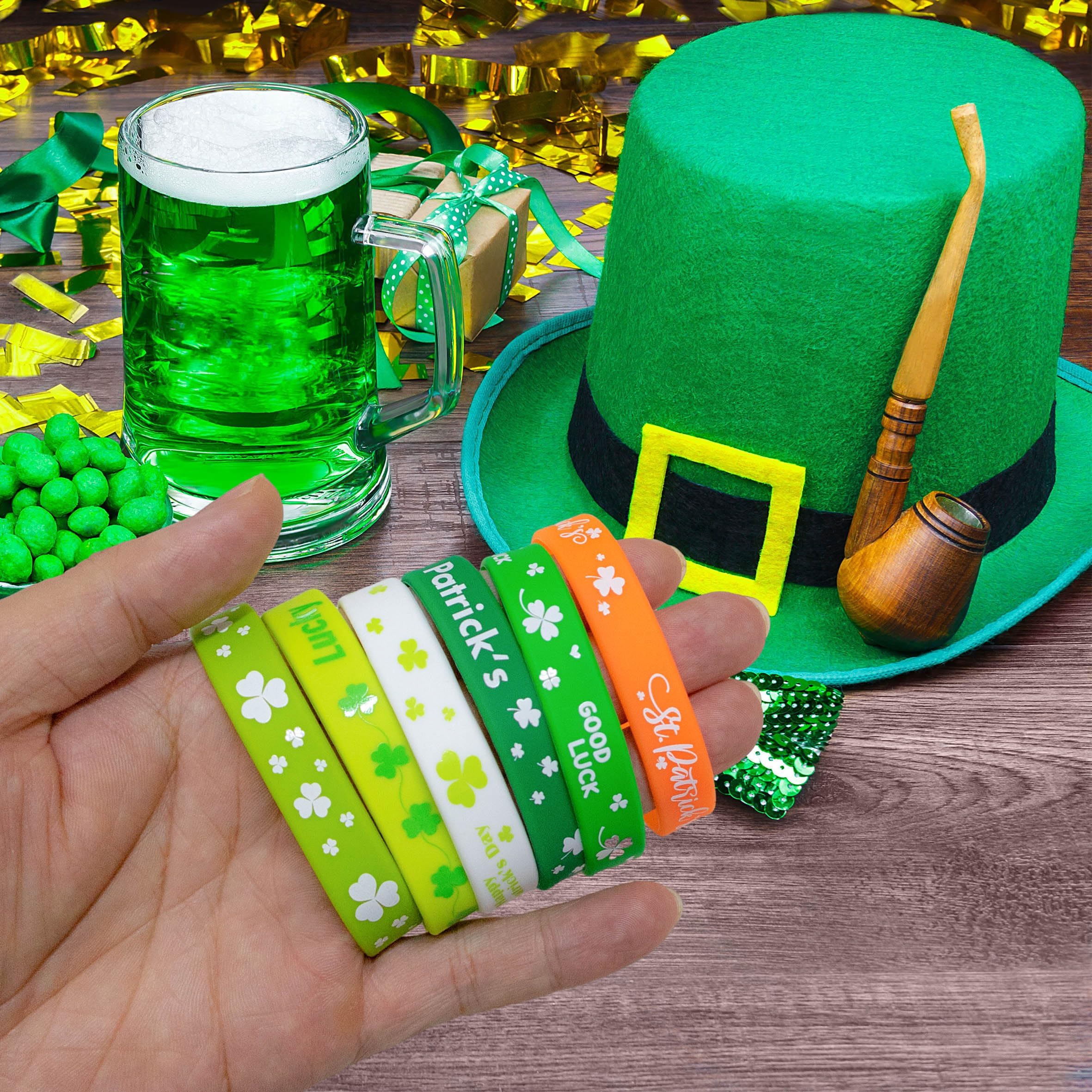 Lesnala 48 PCS St. patrick's day rubber wristband Shamrock Element Silicone Bracelet Theme Party Decoration for kids teens women men gifts holiday accessories Green