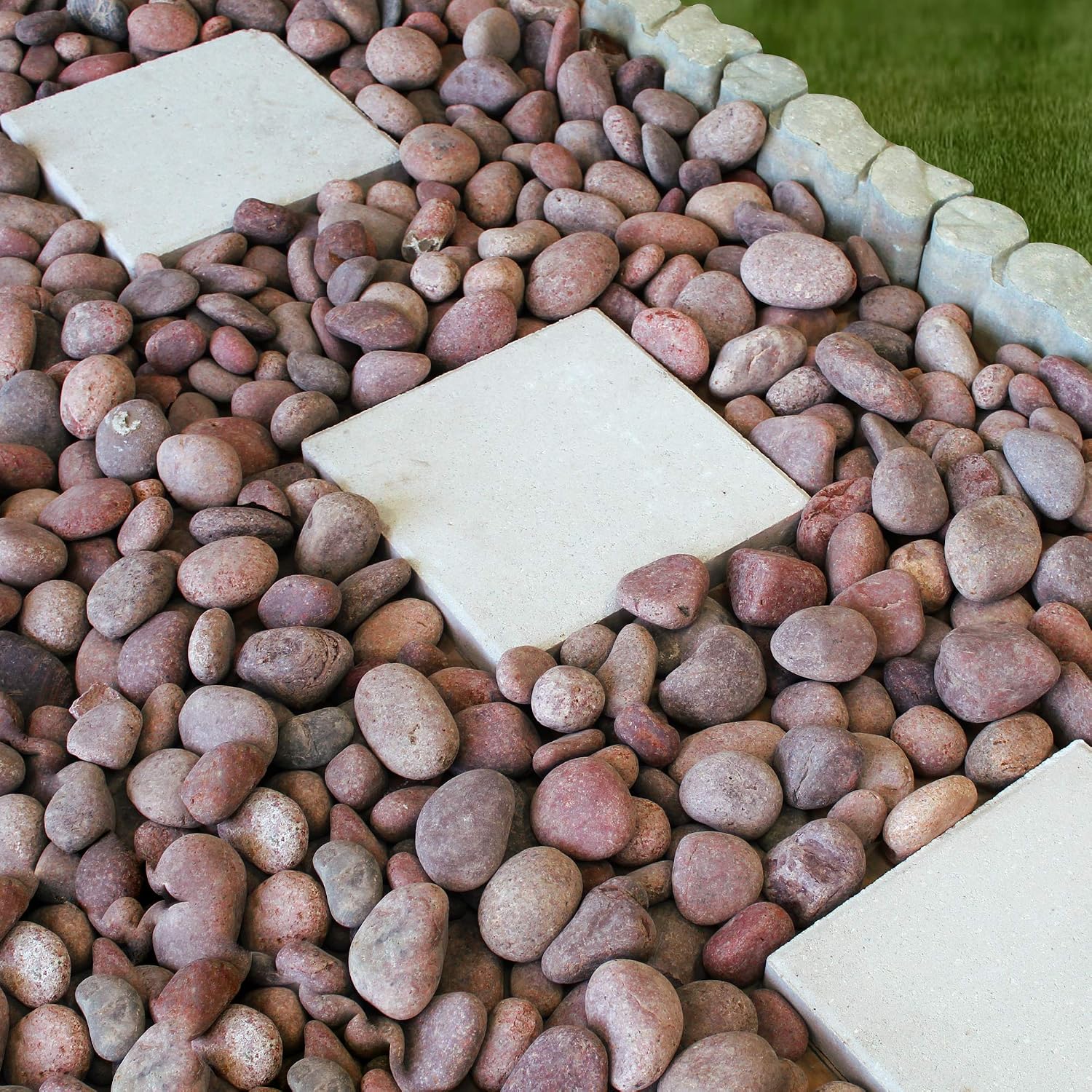 Margo Garden Products Rosa Mexican Beach Pebble 1-3" 30lbs