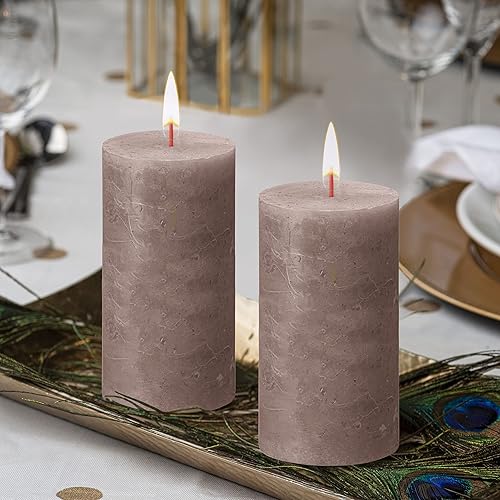 Miniatura 6 de BOLSIUS Paquete de 4 velas rústicas de pilar de color gris pardo, 2.75 x 5 pulgadas, calidad europea premium, incluye cera natural a base de