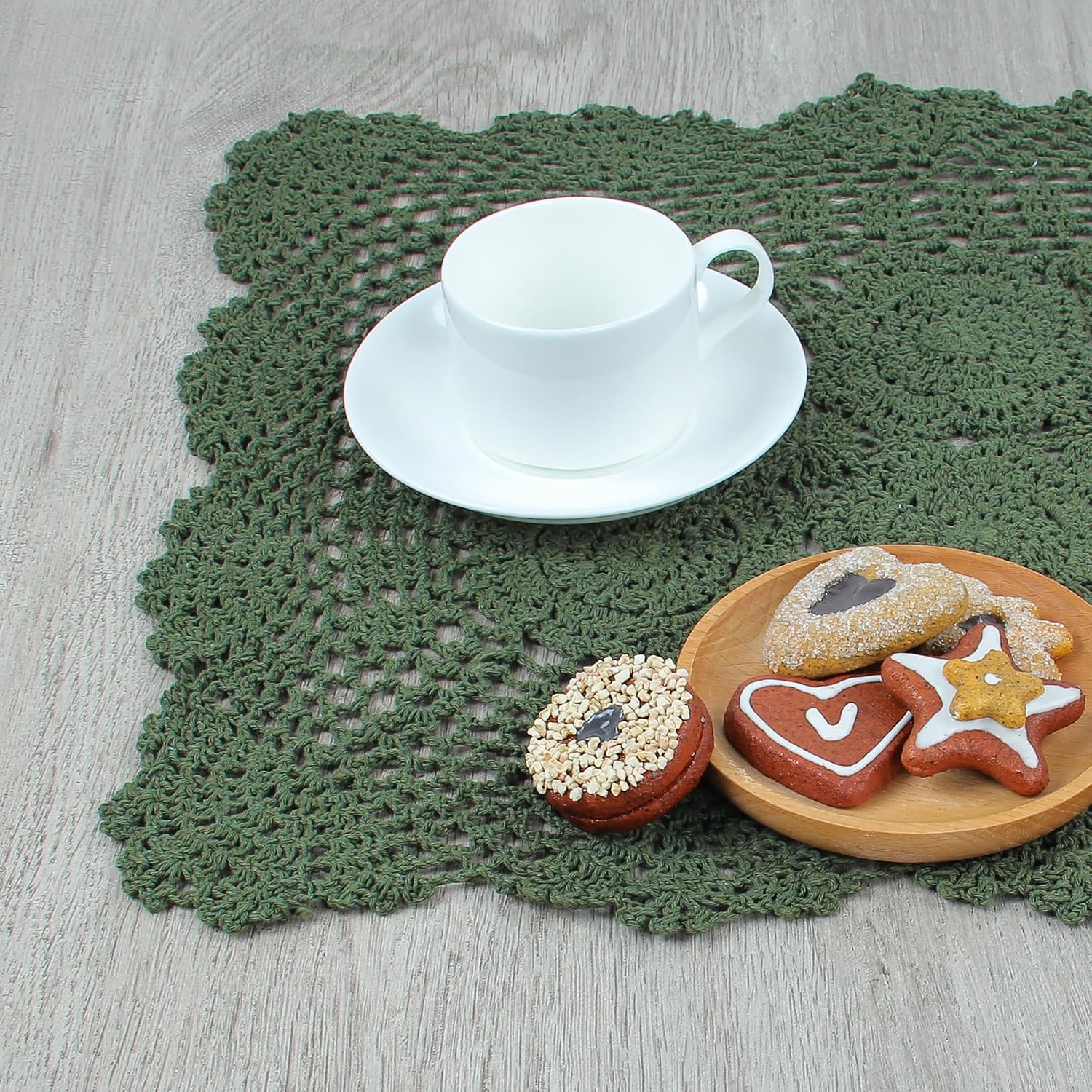 kilofly Handmade Crochet Cotton Lace Table Placemats Doilies Value Pack [Set of 4], Green