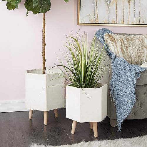 Miniatura 4 de CosmoLiving by Cosmopolitan - Maceta geométrica de óxido de magnesio para interiores y exteriores, maceta hexagonal grande con patas de madera