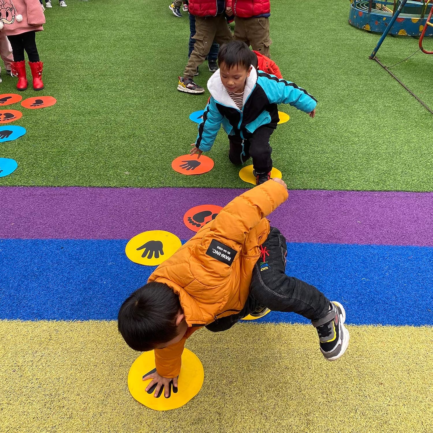 10inch Colorful Carpet Spot Flat Markers Feet Hands Twister Game for Classroom Home Indoor and Outdoor (Hand)
