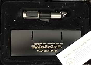 Amazon | スターウォーズ ヨーダEP3版ミニライトセイバー