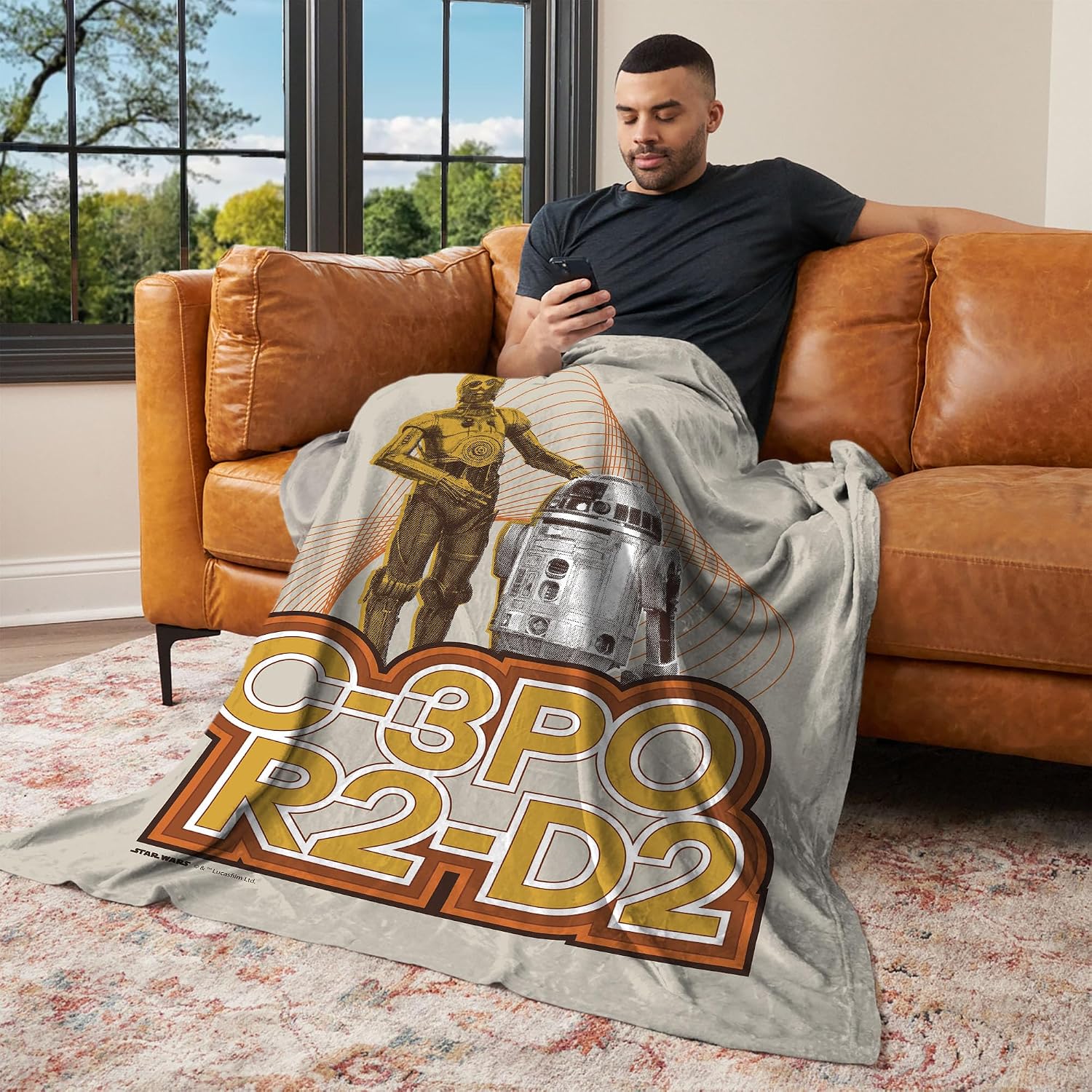 Star Wars Classic Retro C-3PO and R2-D2 Throw Blanket, Ultra-Soft Silk Touch Fleece, Lightweight Warm Galaxy-Themed Bedding for Kids or Adults, Cozy Couch, Bed, or Travel Blanket, 50 x 60 inches