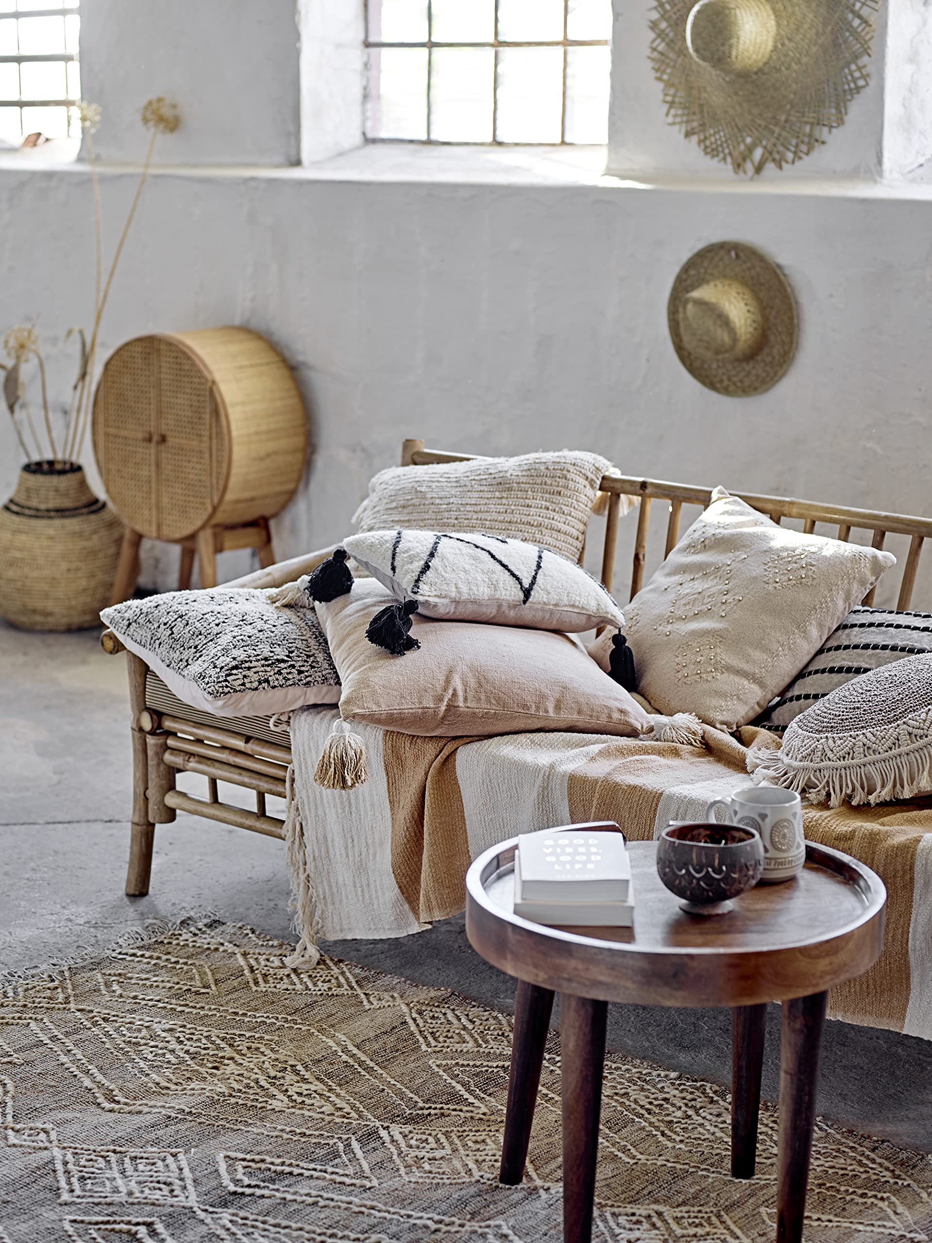 Bloomingville Leva Kissen Nature – Dekokissen 45x45 cm aus Baumwolle im nordischen Stil, weicher Bezug für Sofa, Bett & Wohnraum, 82055378