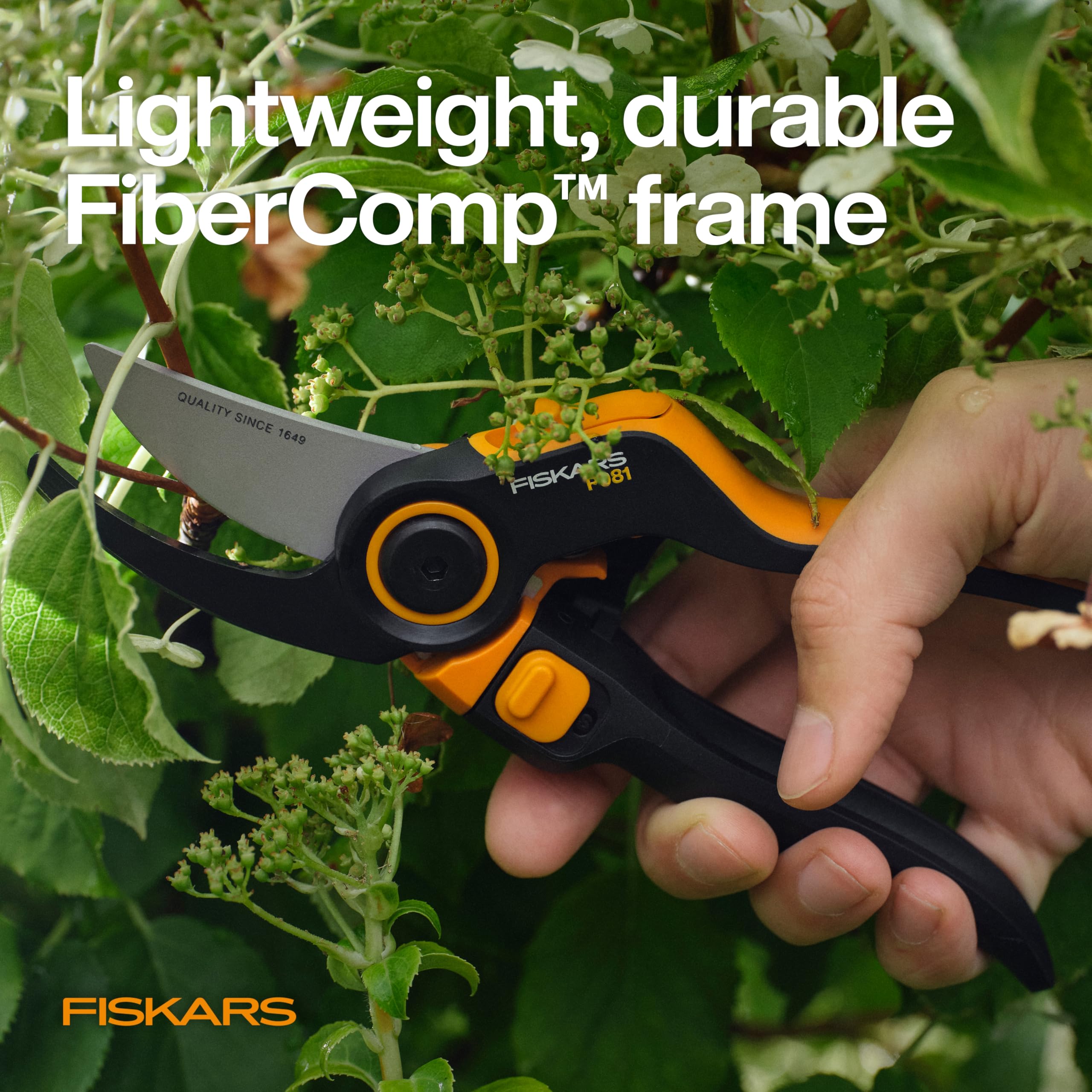 Fiskars DualAction Gartenschere - Handschere mit zwei Schneidmodi, Bypass-Gartenschere für Stängel und Äste bis 2,5 cm, reibungsarme Stahlklinge, FiberComp Rahmen