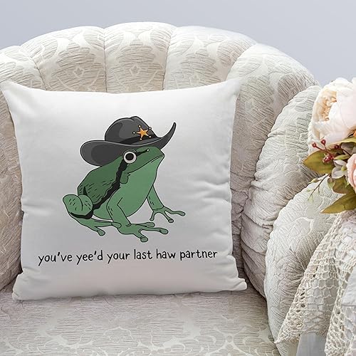 Miniatura 2 de Ayxvt Wild West Cowboy Frog Meme You Just Yee'd Your Last Haw Partner - Funda de almohada decorativa para decoración de sala de estar del oeste,
