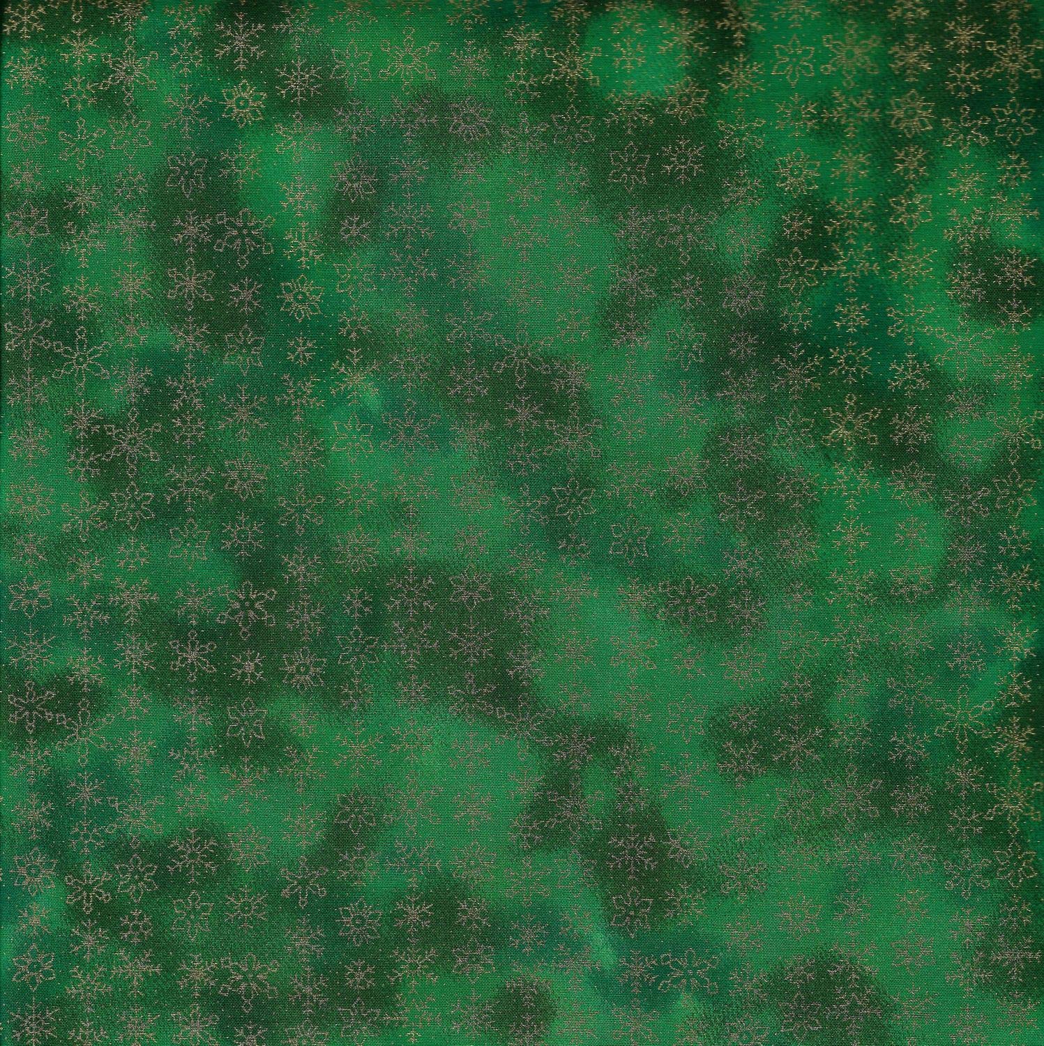 Fabric Freedom Green Vintage Christmas Design - ( Snowflakes) 100% Cotton British Designed Craft Fabric For Patchwork & Quilting, Lovely Coordinated Colours & Prints – (Price Per/Quarter Metre)