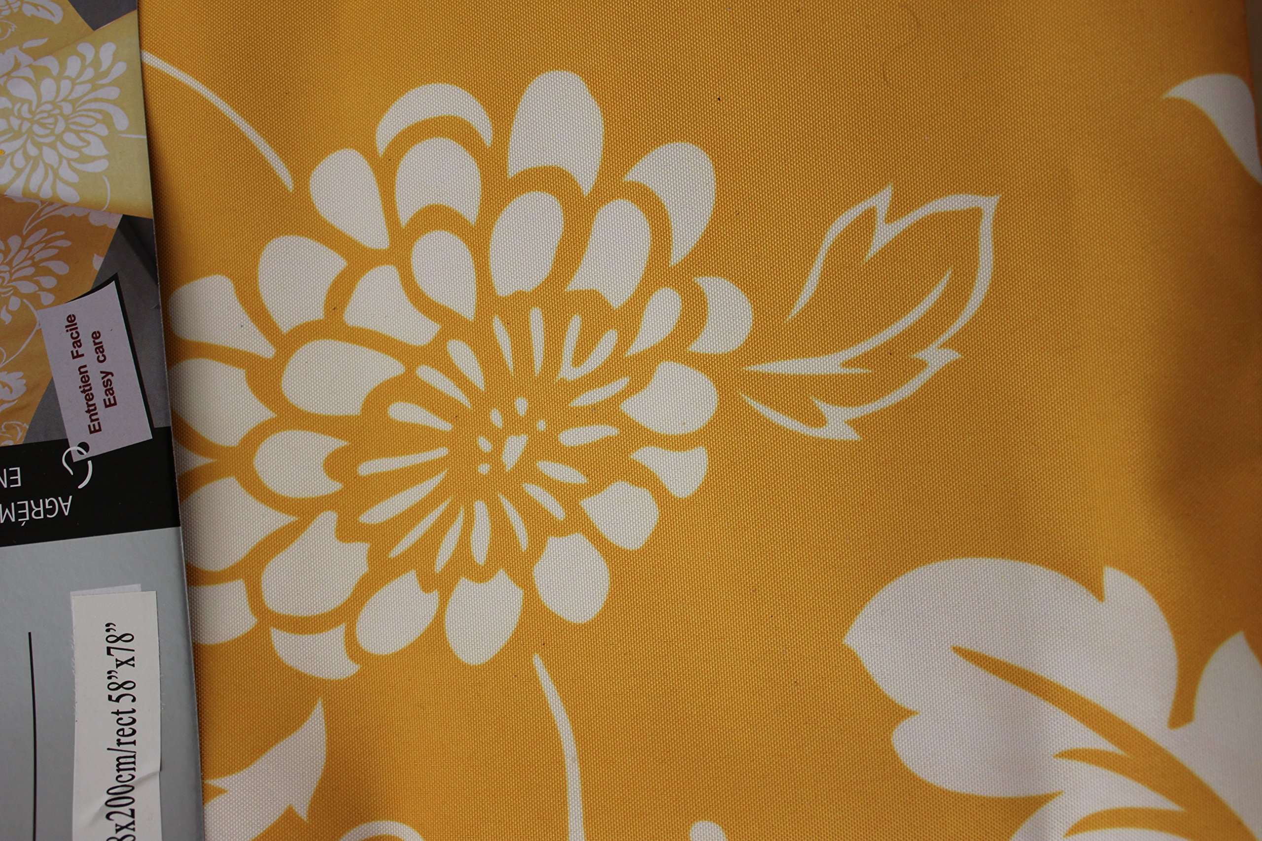Stain Resistant Tablecloth- 100% Polyester- Easy Care (Harmony Yellow, Round 70")
