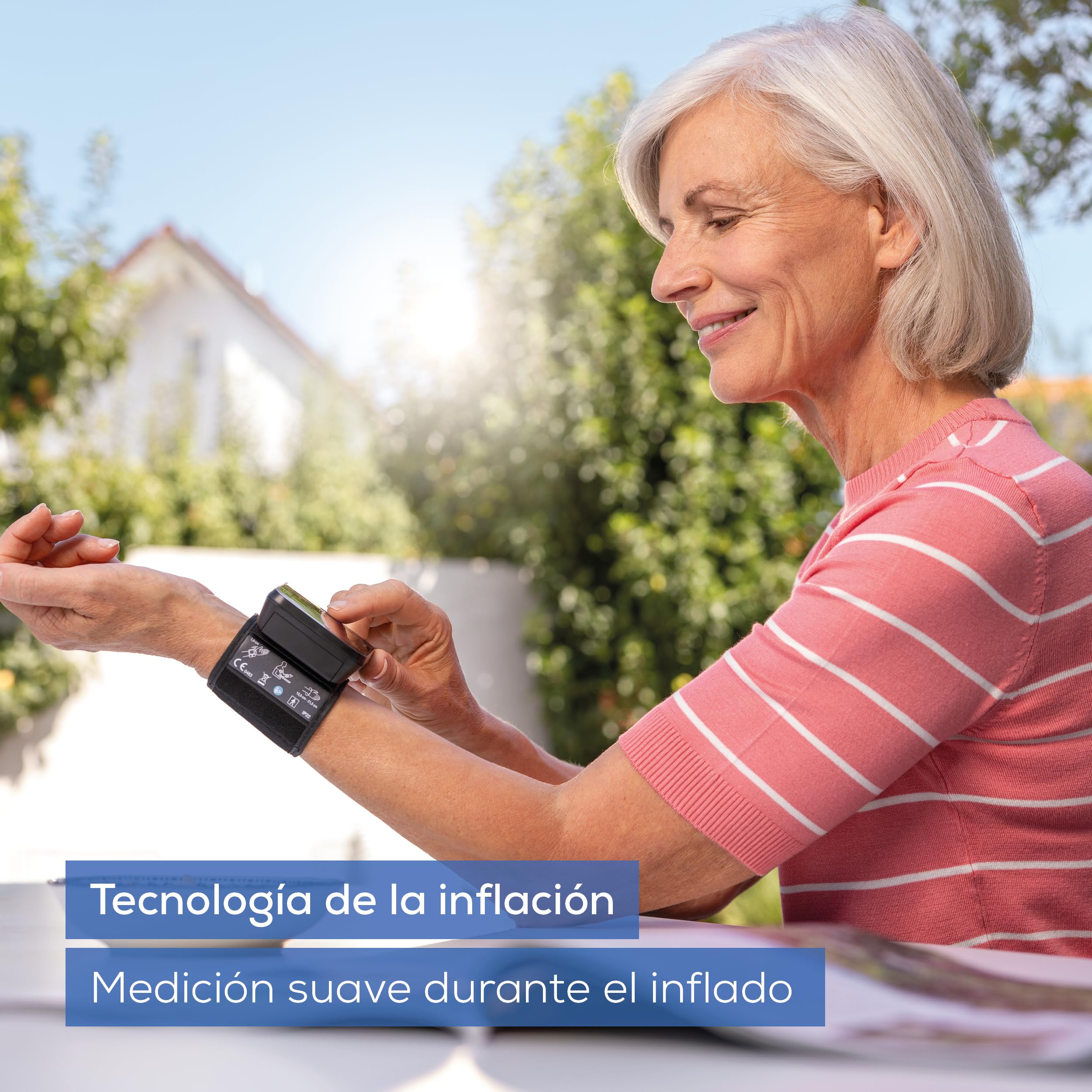 Beurer BC 54 tensiómetro de muñeca con tecnología de inflación, indicador de riesgo en color, detección de arritmias, muñeca 13,5-21,5 cm, con app, transferencia de datos a Apple Health