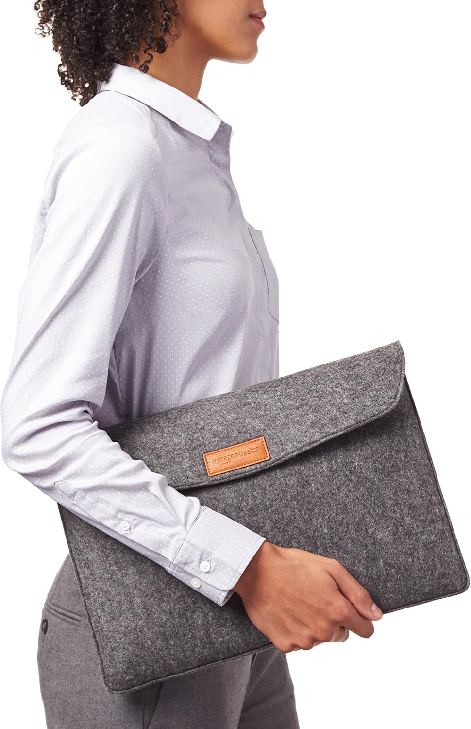 Amazon Basics 15.4 Inch Felt MacBook Laptop Sleeve Case - Charcoal