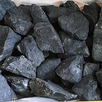ブラックシリカの原石 Amazon.co.jp: 北海道産 ブラックシリカ（黒鉛珪石）原石M 約300g