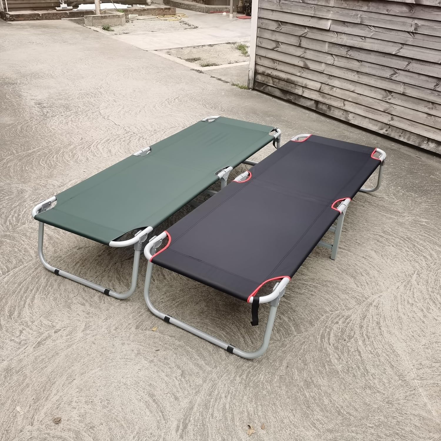 Simple Folding Bed, Cast Iron & Canvas Material, 250 LBS Weight Capacity, 71.65x24.4 Inches, Multipurpose Bed for Patio, Outdoor and Indoor Use (Green)