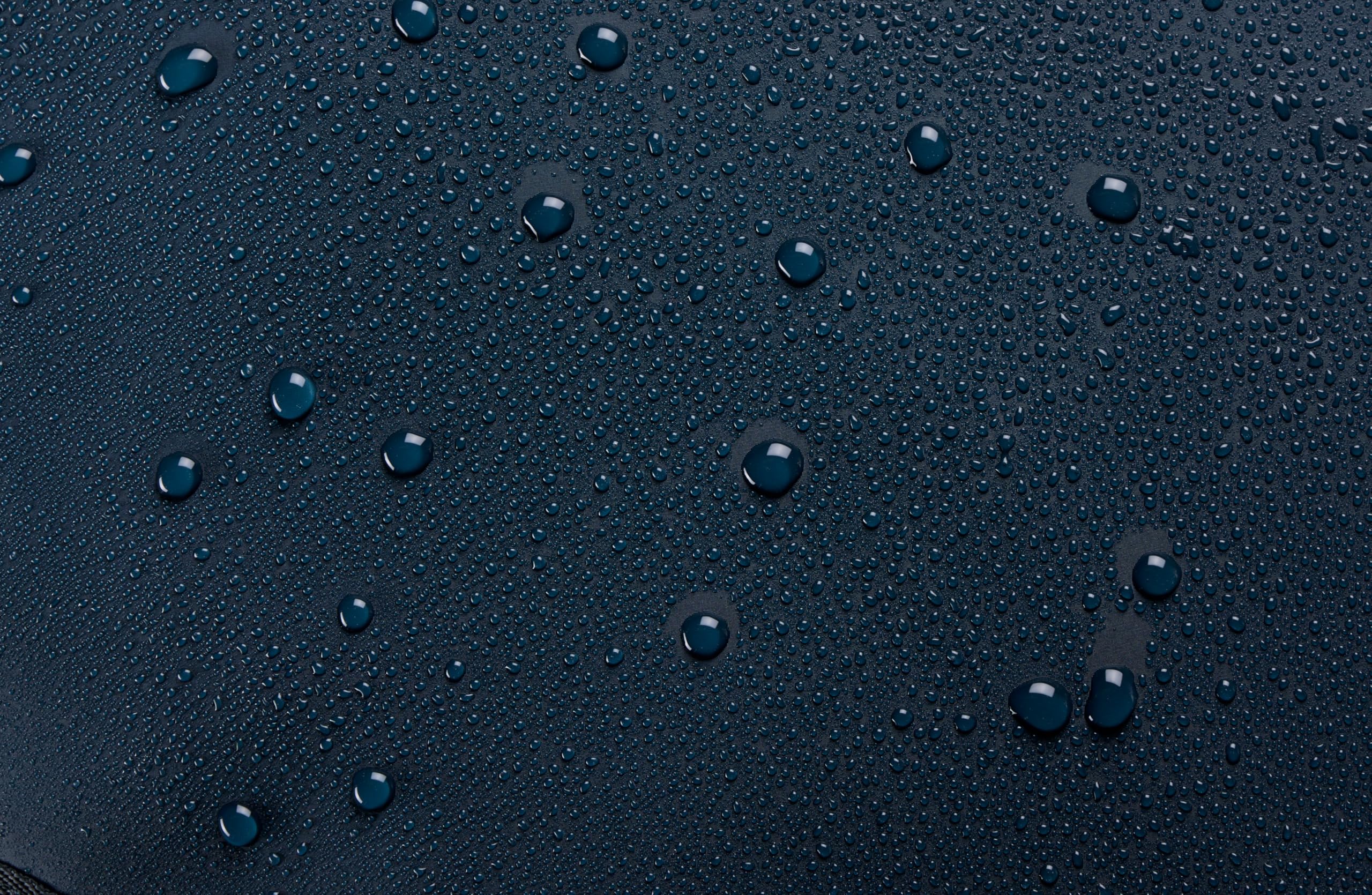 Thule mochila de ocio con compartimento para portátil Chasm Recycled Backpack 26L Darkest Blue azul marino