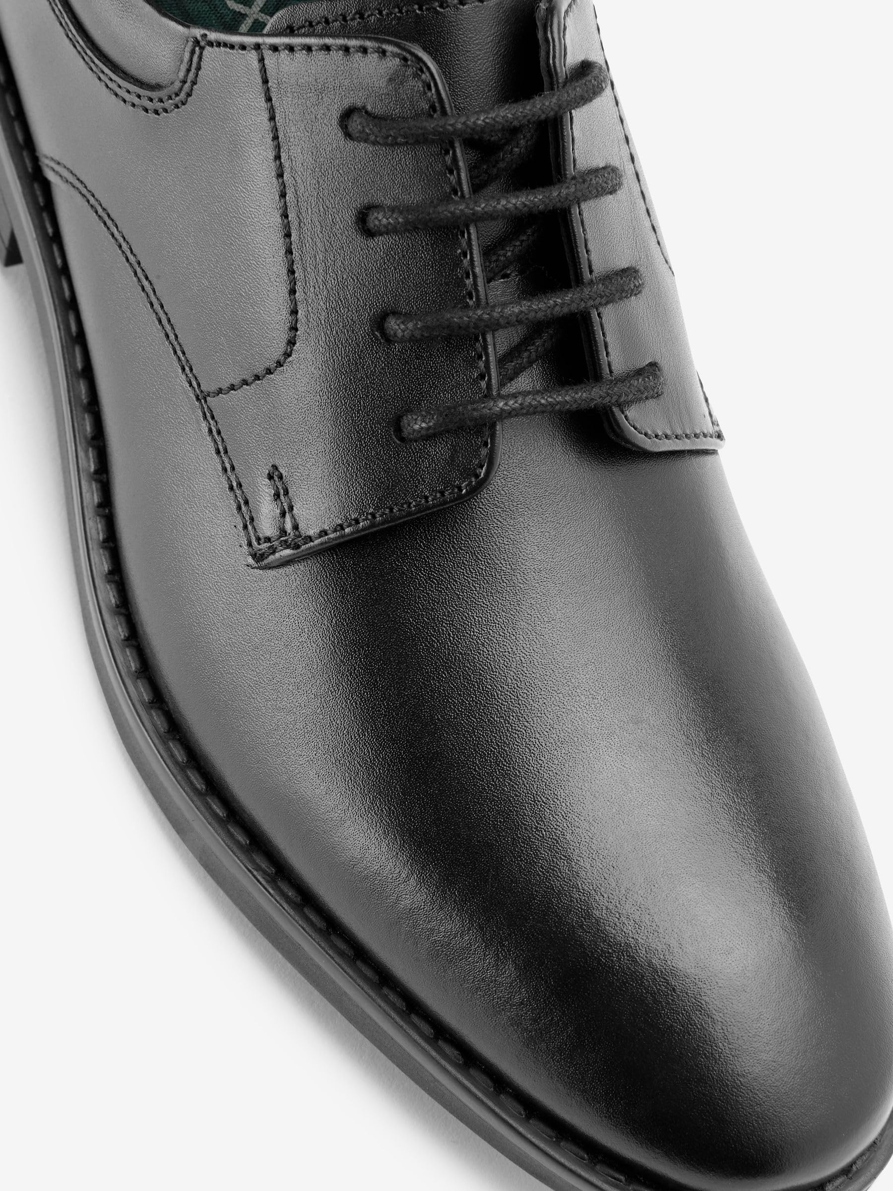 NEXT Jungen Standard Schlichte Lederschnürschuhe für die Schule