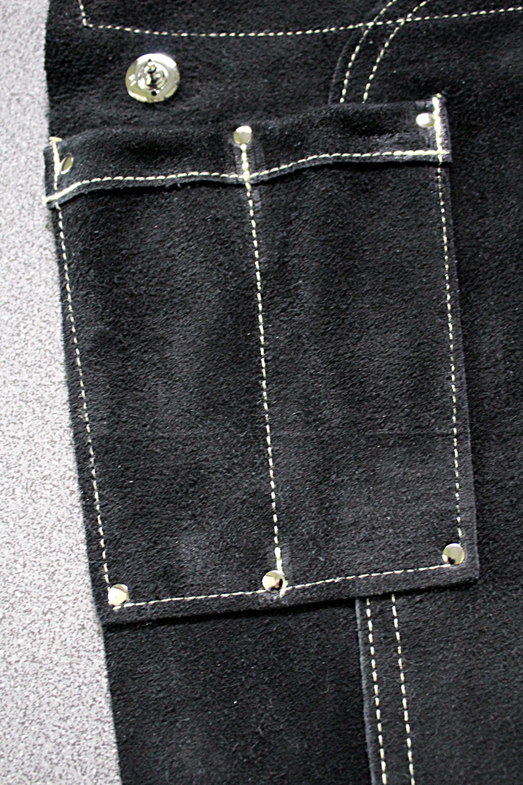 Spezial Hufbeschlagschürze, Hufschmiedeschürze, Schmiedeschürze | bis 4 mm verstärktes Leder | für Hufschmied | Hufpflege