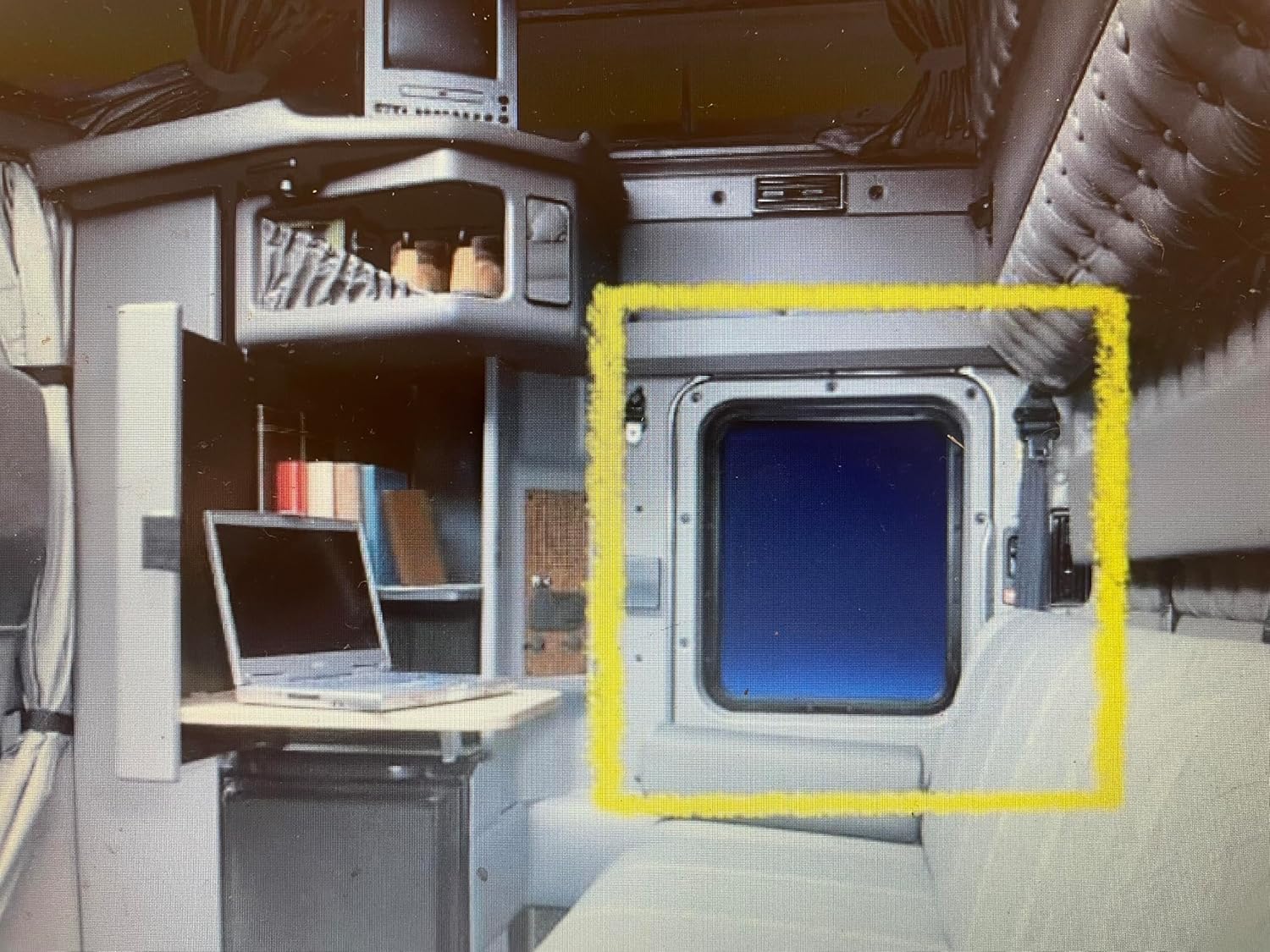 Curtain Compatible with Kenworth W900 T660 T800 Sleeper Window Curtain/Cover. (Green)