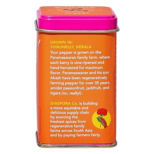 Miniatura 2 de Diaspora Co. Aranya Black Pepper  Granos de pimienta negra entera de origen único para recambio de molinillo  Fresco y cosechado a mano  Lata diaria