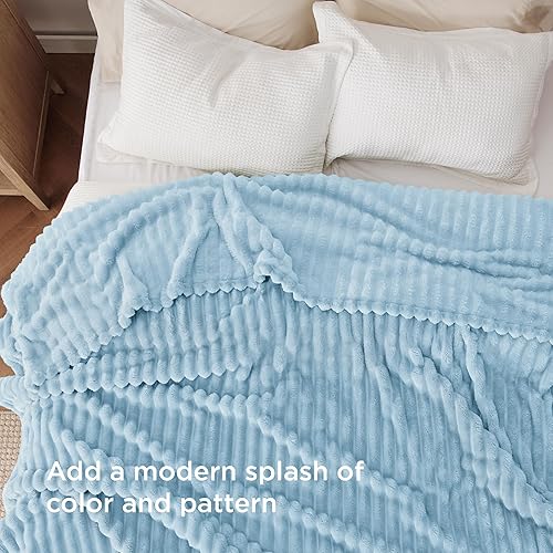 Miniatura 3 de Bedsure GentleSoft - Manta de forro polar azul para sofá, mantas suaves y acogedoras para mujer, lindas mantas pequeñas para niñas, azul claro, 108