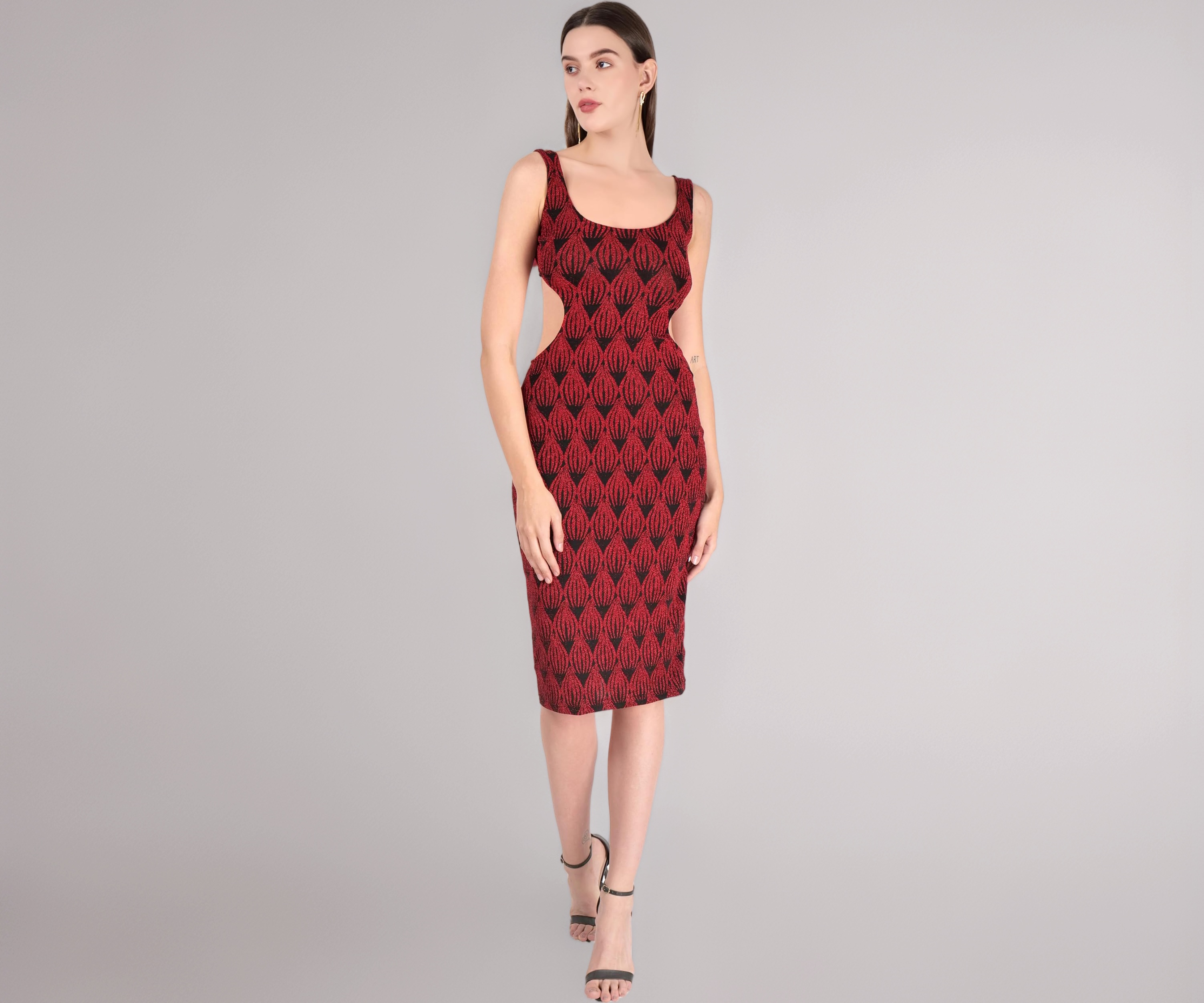 red scoop neck bodycon dress Buy Didoria Luxe Fashion Embellished Sleeveless Metallic Cut Out Black and Midi Party Cocktail Western Women at Zara Gingham Strapless Dress Admiral Navy Material:Feather dark by pairing with