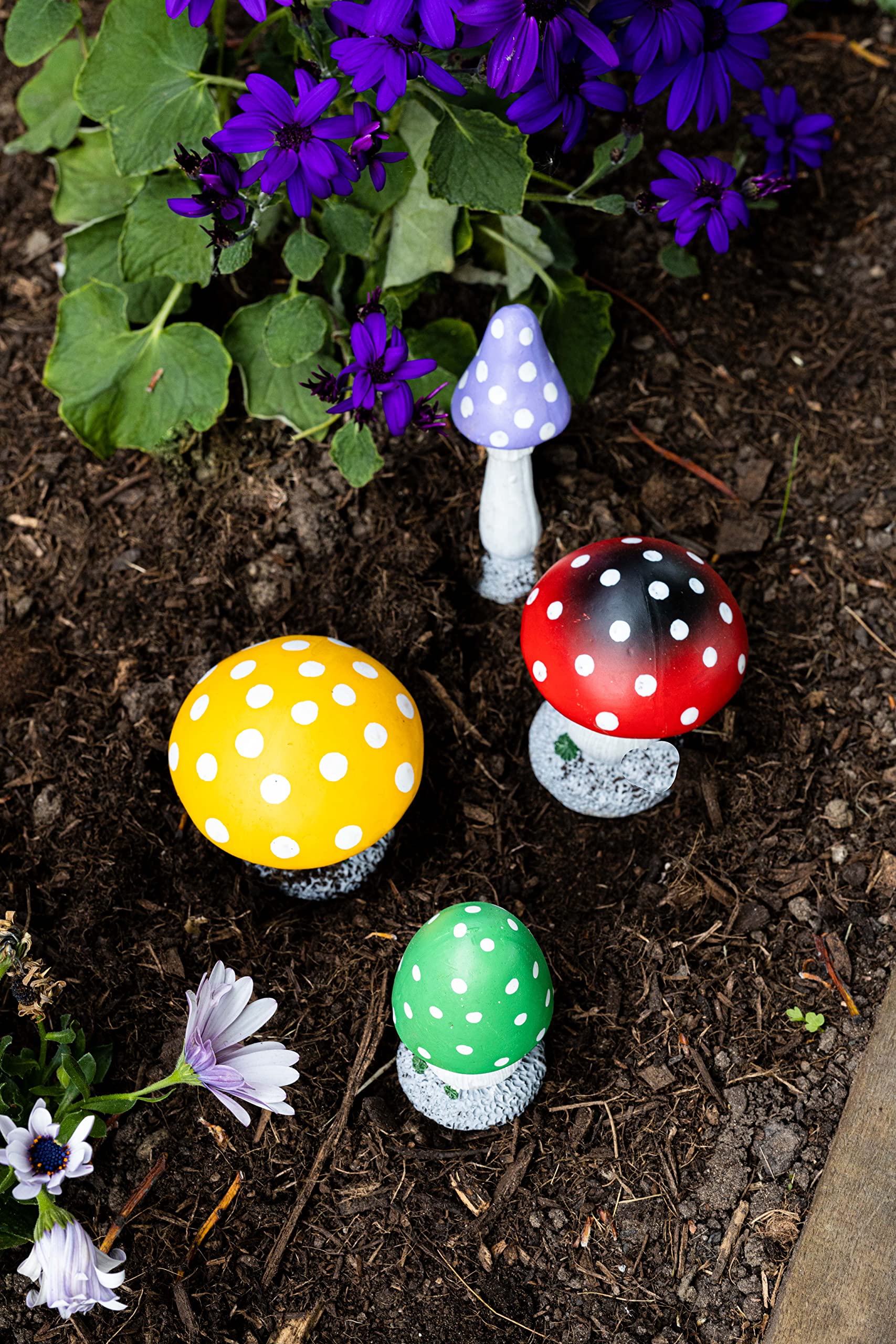 Garden Mile Set Of 4 Multicoloured Mushroom Garden Ornaments Outdoor Toadstool Mini Statues - Image 2