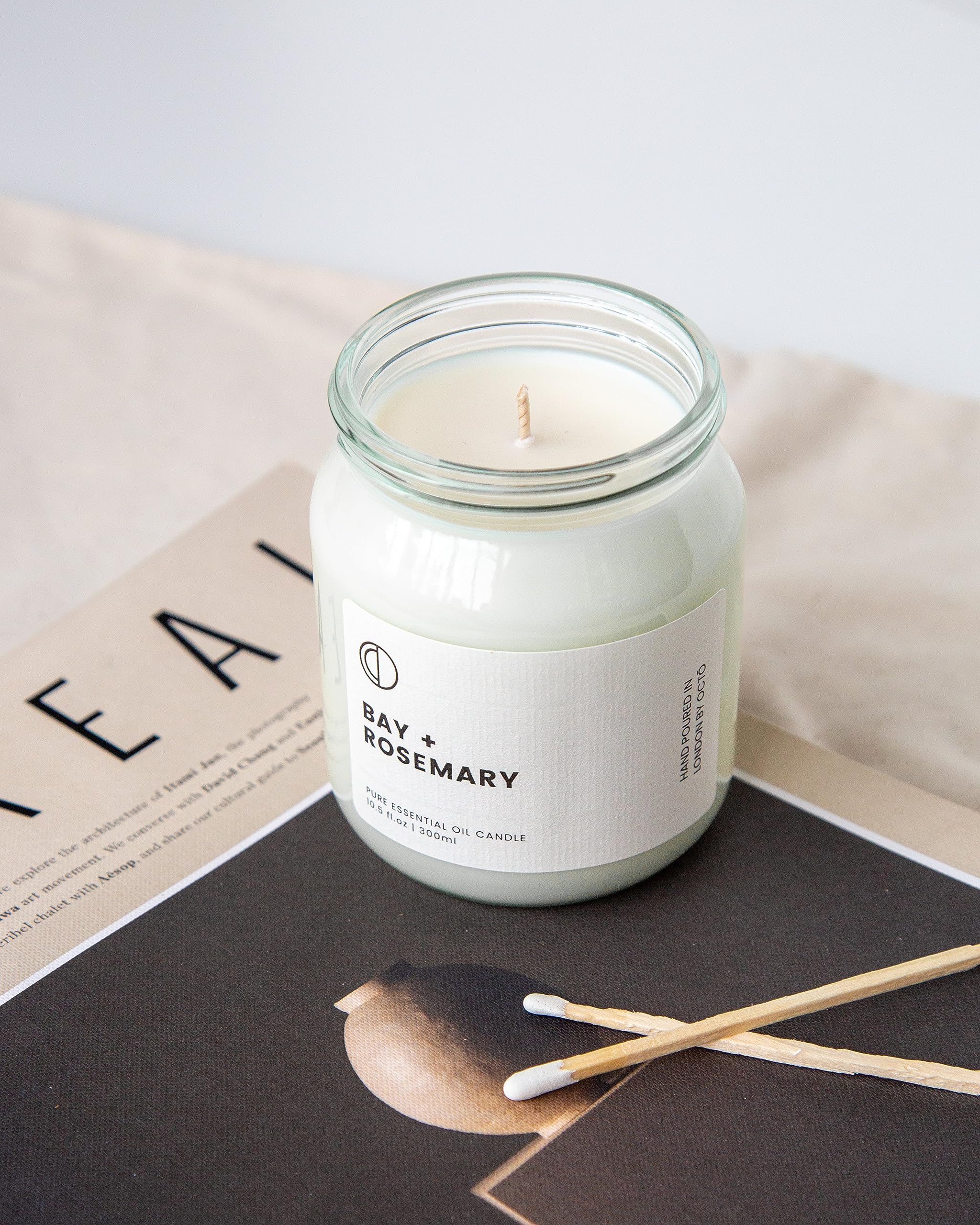 OCTŌ Bergamot Candle 300ml, White, 10.5oz - Image 4