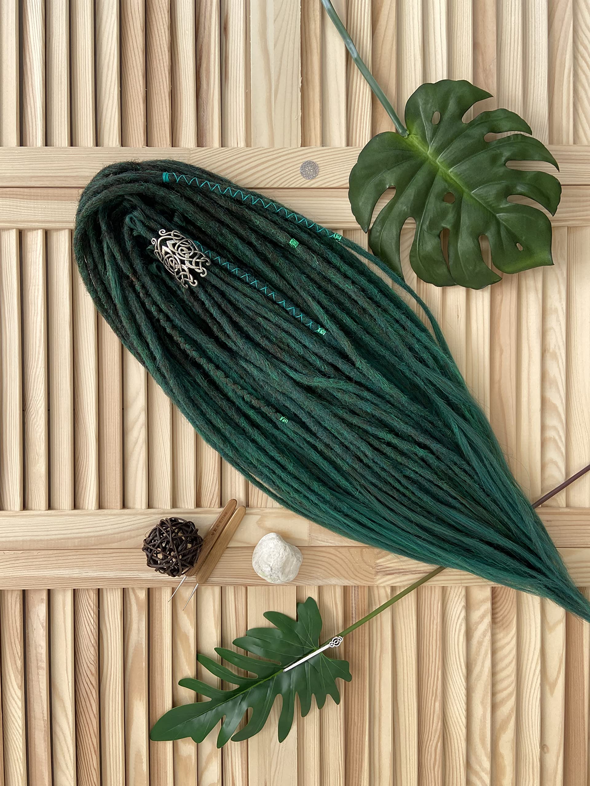 Buy Elven Set Dreadlock/Brown Green Ombre Dreads/Synthetic ombre dreadlocks from dark green and